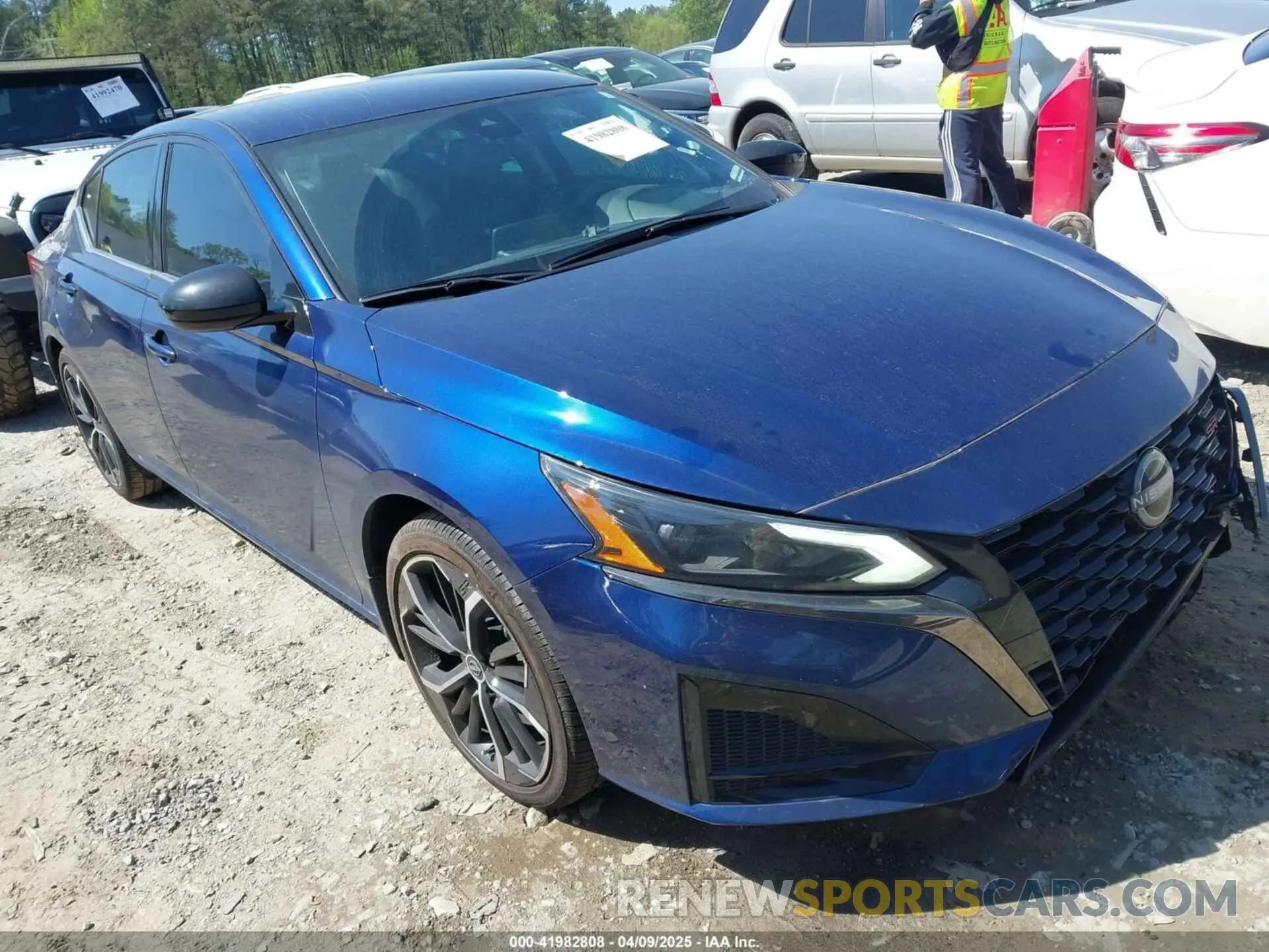 1 Photograph of a damaged car 1N4BL4CV3RN314858 NISSAN ALTIMA 2024
