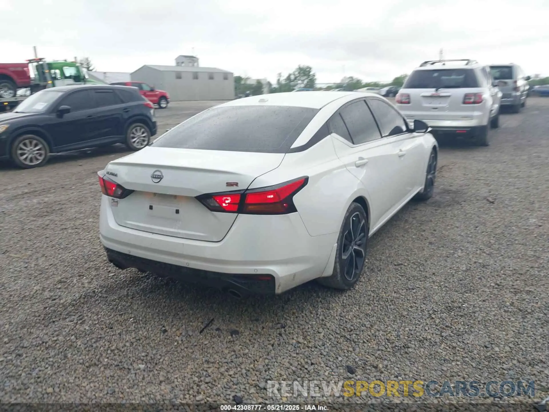 4 Photograph of a damaged car 1N4BL4CV3RN344295 NISSAN ALTIMA 2024
