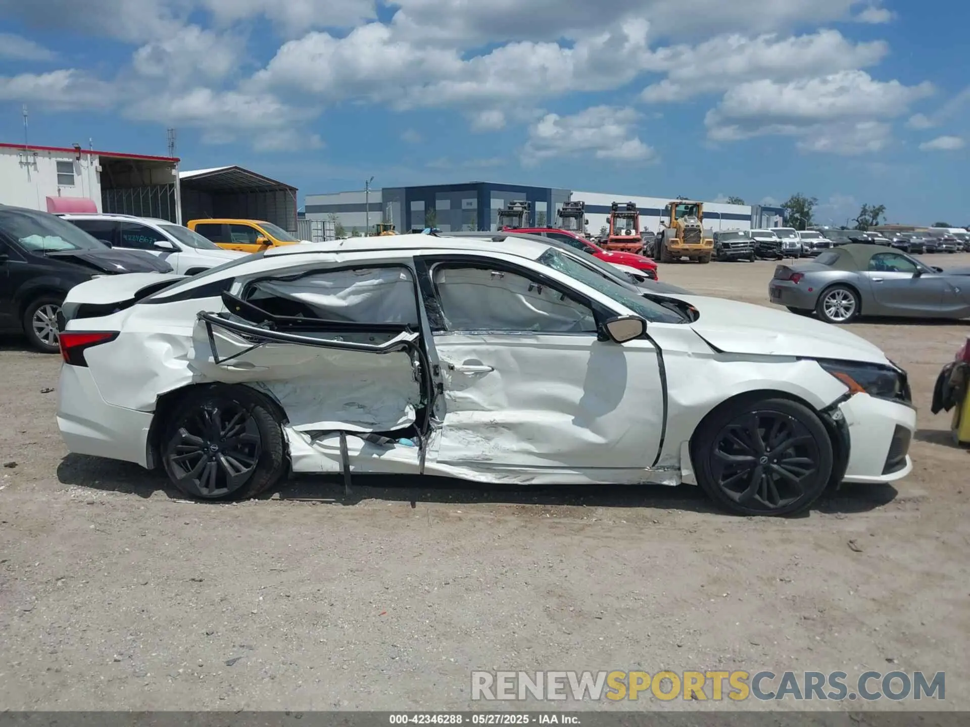 13 Photograph of a damaged car 1N4BL4CV3RN408349 NISSAN ALTIMA 2024