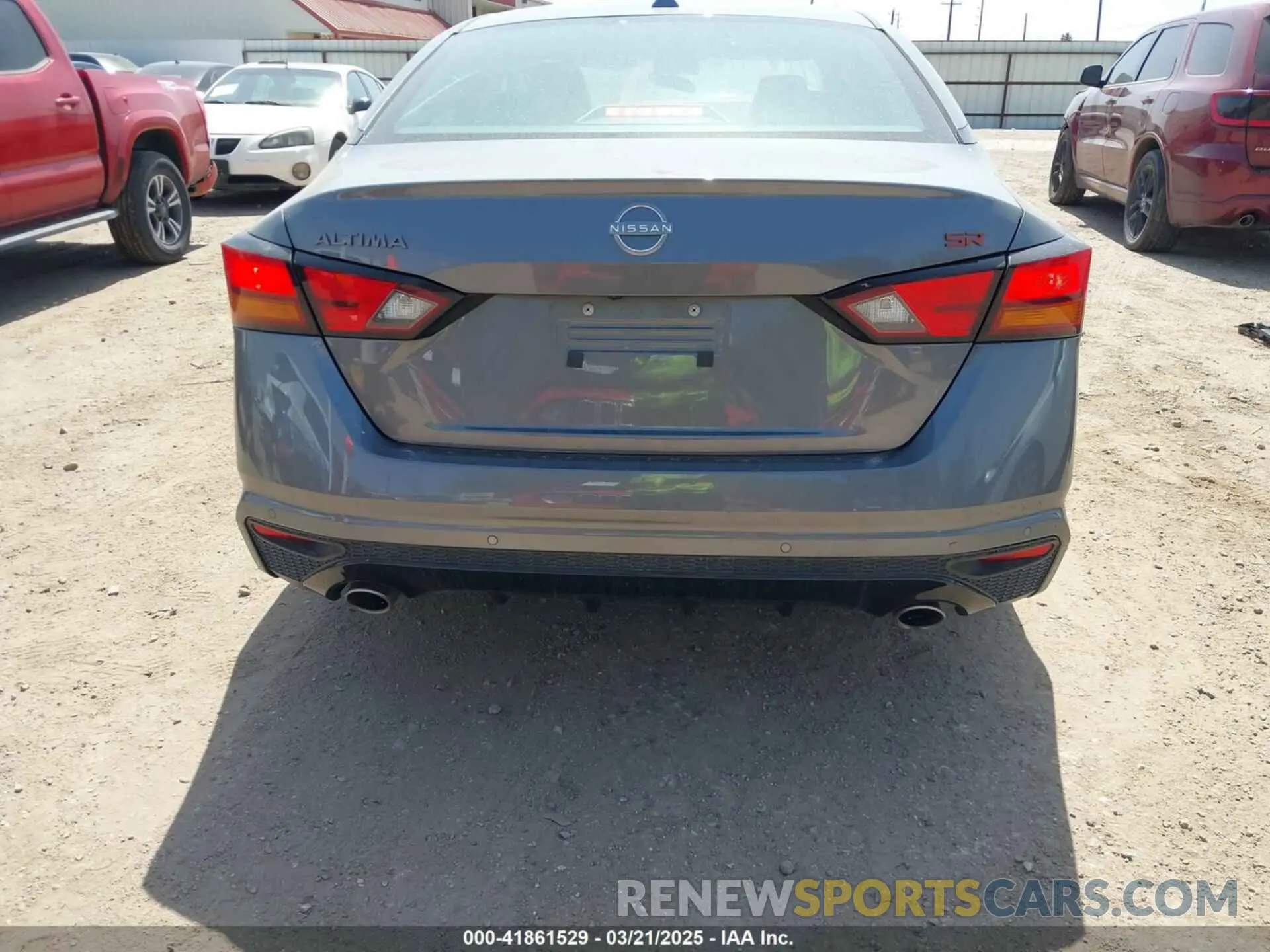 17 Photograph of a damaged car 1N4BL4CV3RN429122 NISSAN ALTIMA 2024