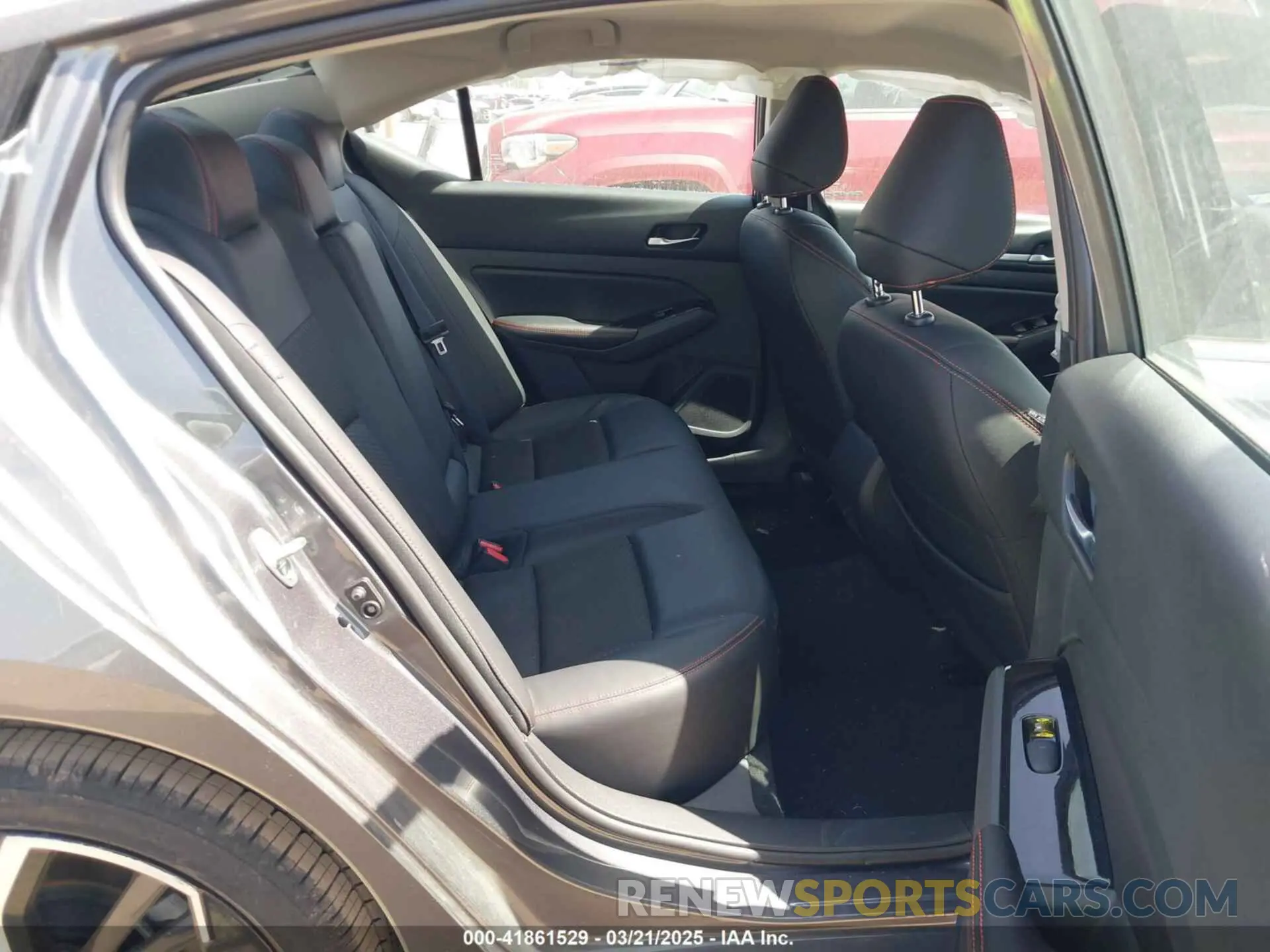 8 Photograph of a damaged car 1N4BL4CV3RN429122 NISSAN ALTIMA 2024
