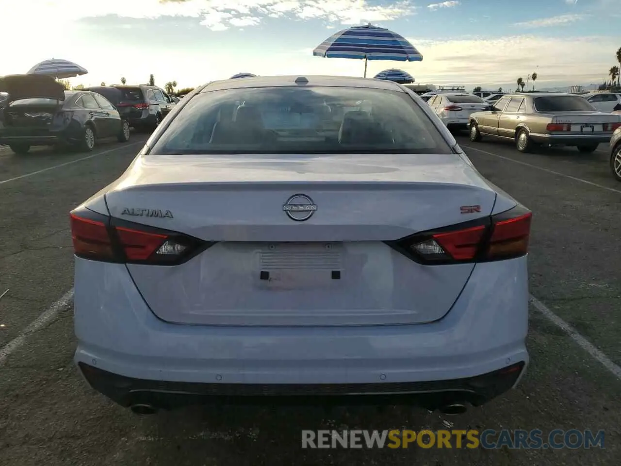 6 Photograph of a damaged car 1N4BL4CV4RN300404 NISSAN ALTIMA 2024