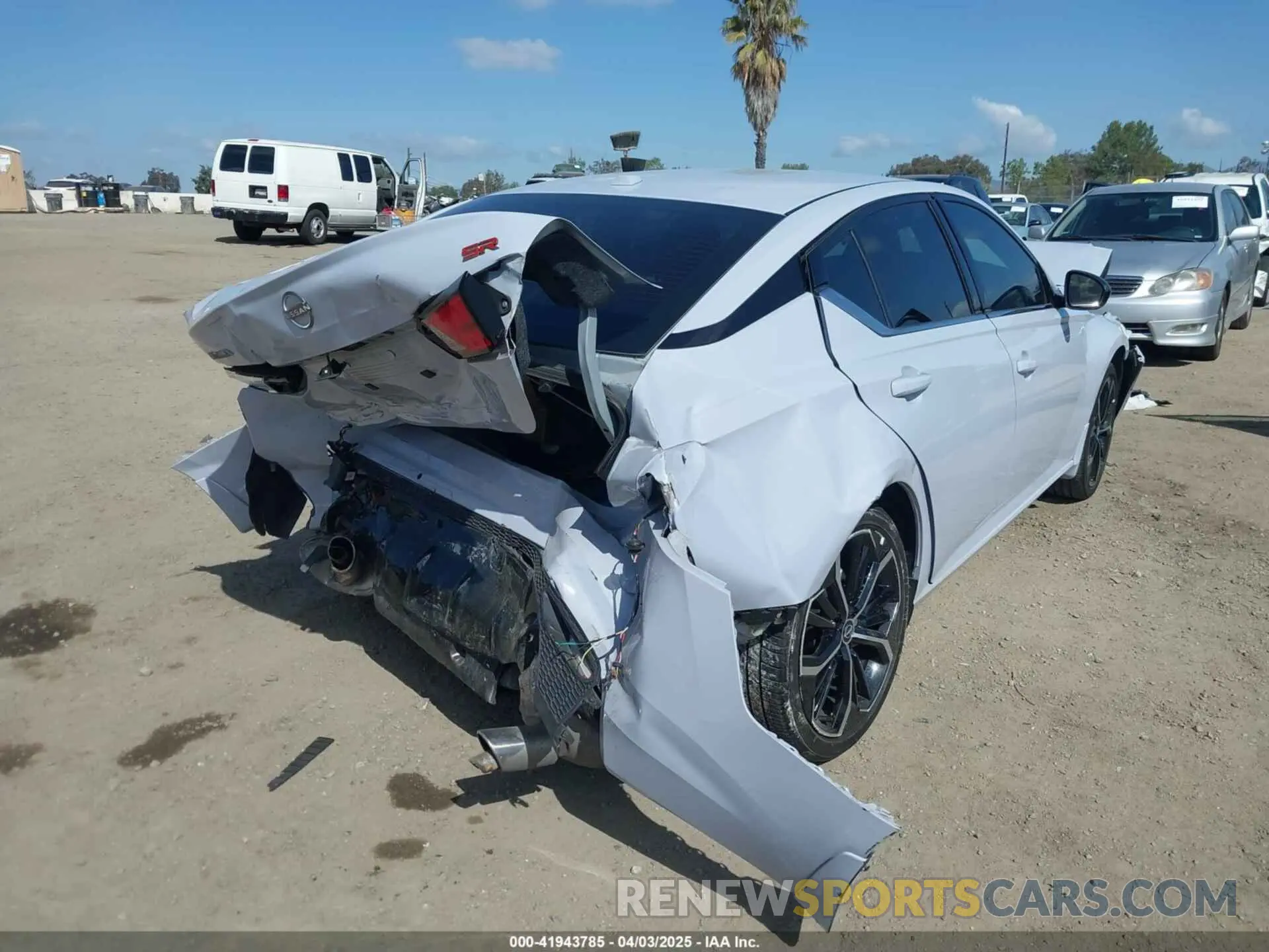 4 Photograph of a damaged car 1N4BL4CV4RN308566 NISSAN ALTIMA 2024