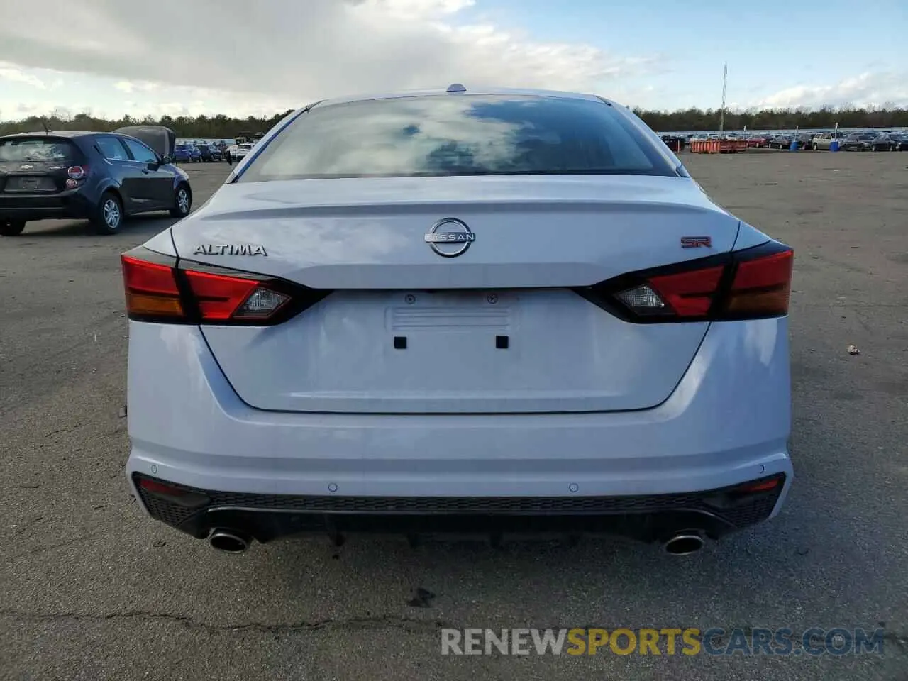 6 Photograph of a damaged car 1N4BL4CV4RN326100 NISSAN ALTIMA 2024