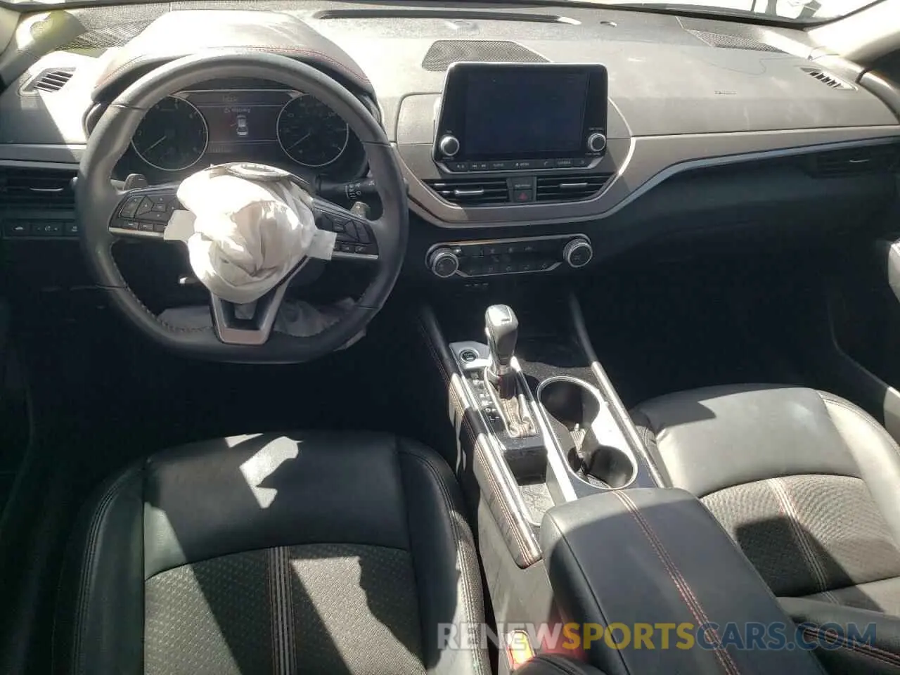 8 Photograph of a damaged car 1N4BL4CV4RN347495 NISSAN ALTIMA 2024