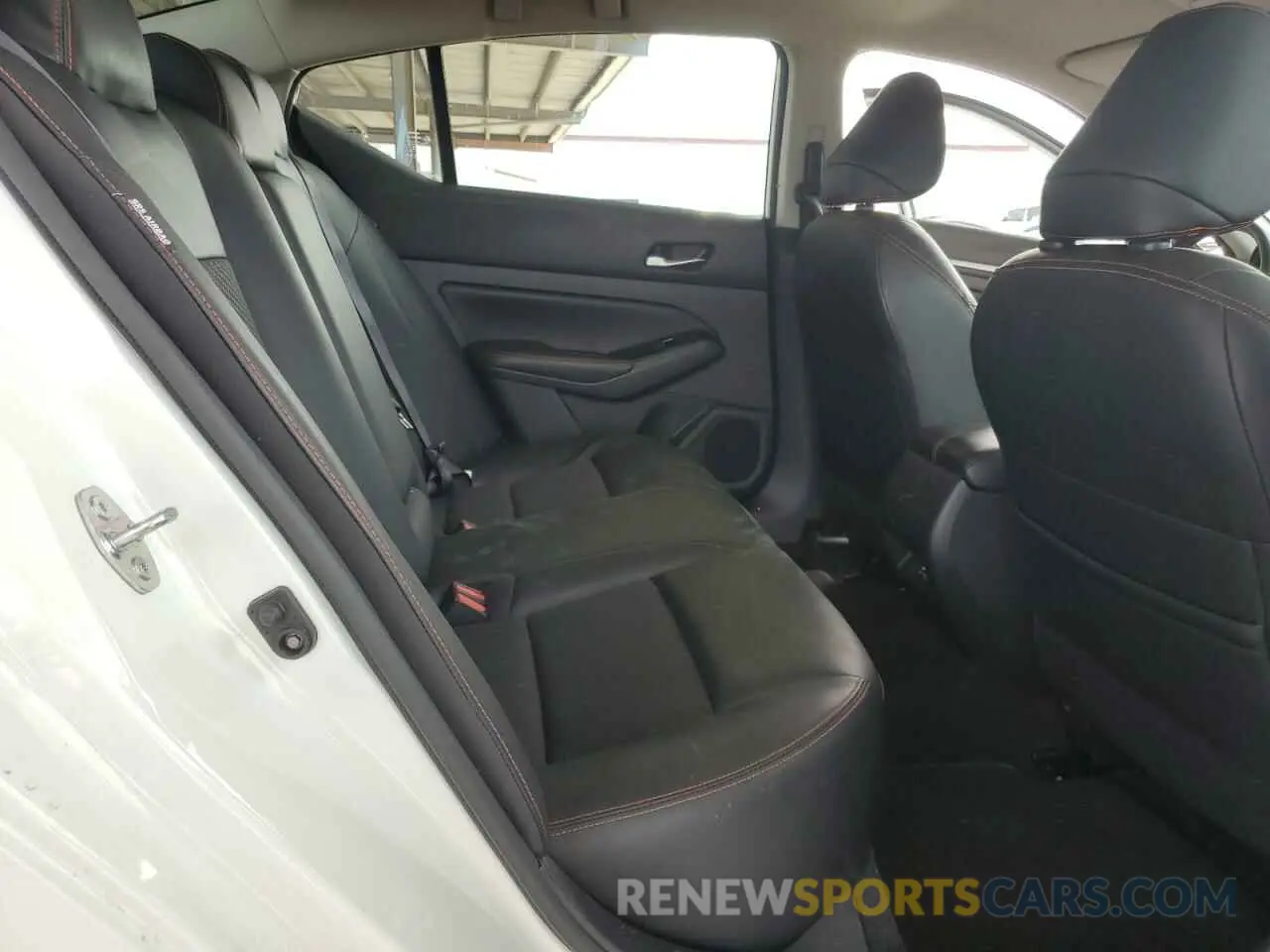 10 Photograph of a damaged car 1N4BL4CV4RN367410 NISSAN ALTIMA 2024