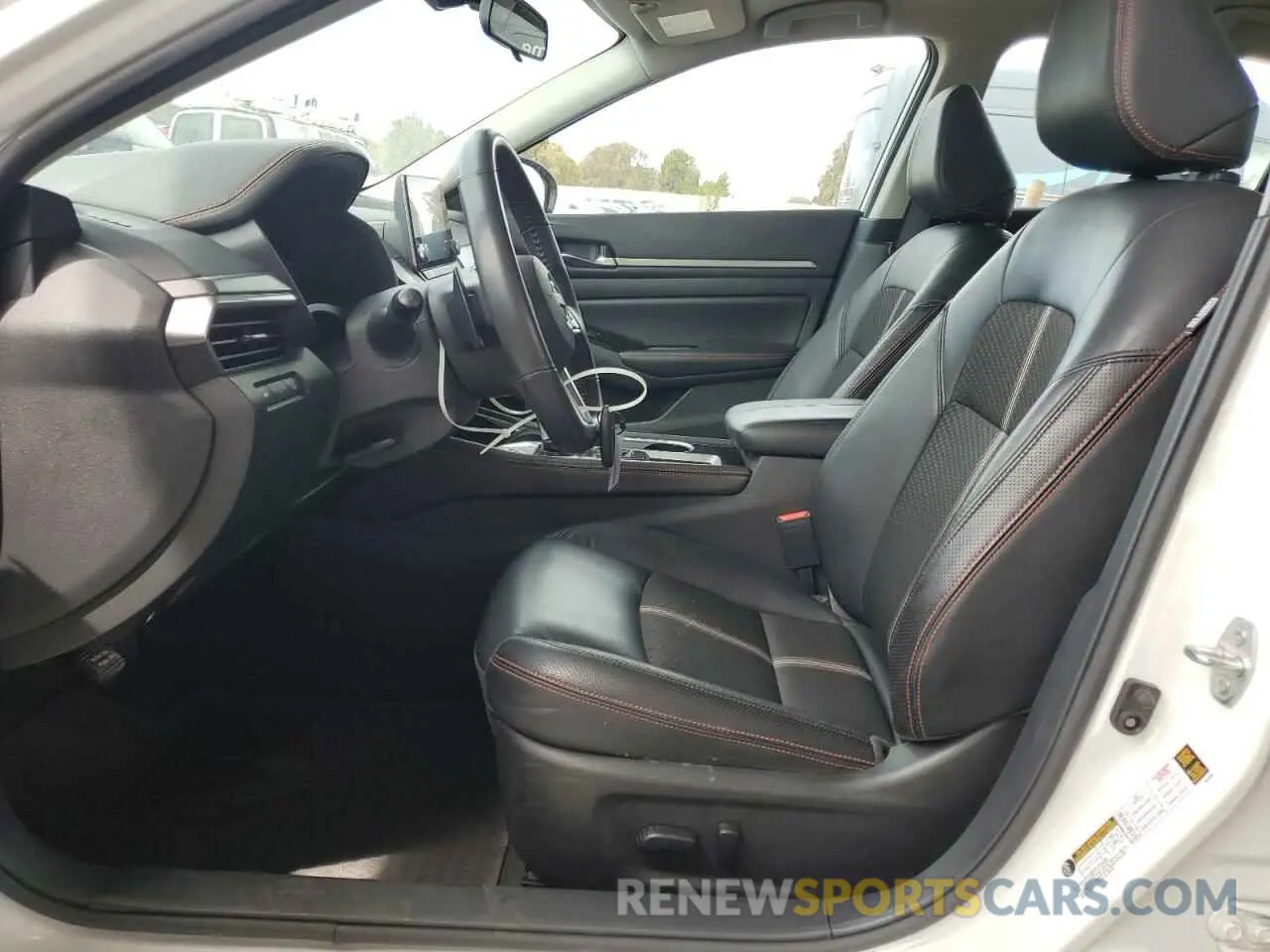 7 Photograph of a damaged car 1N4BL4CV4RN367410 NISSAN ALTIMA 2024
