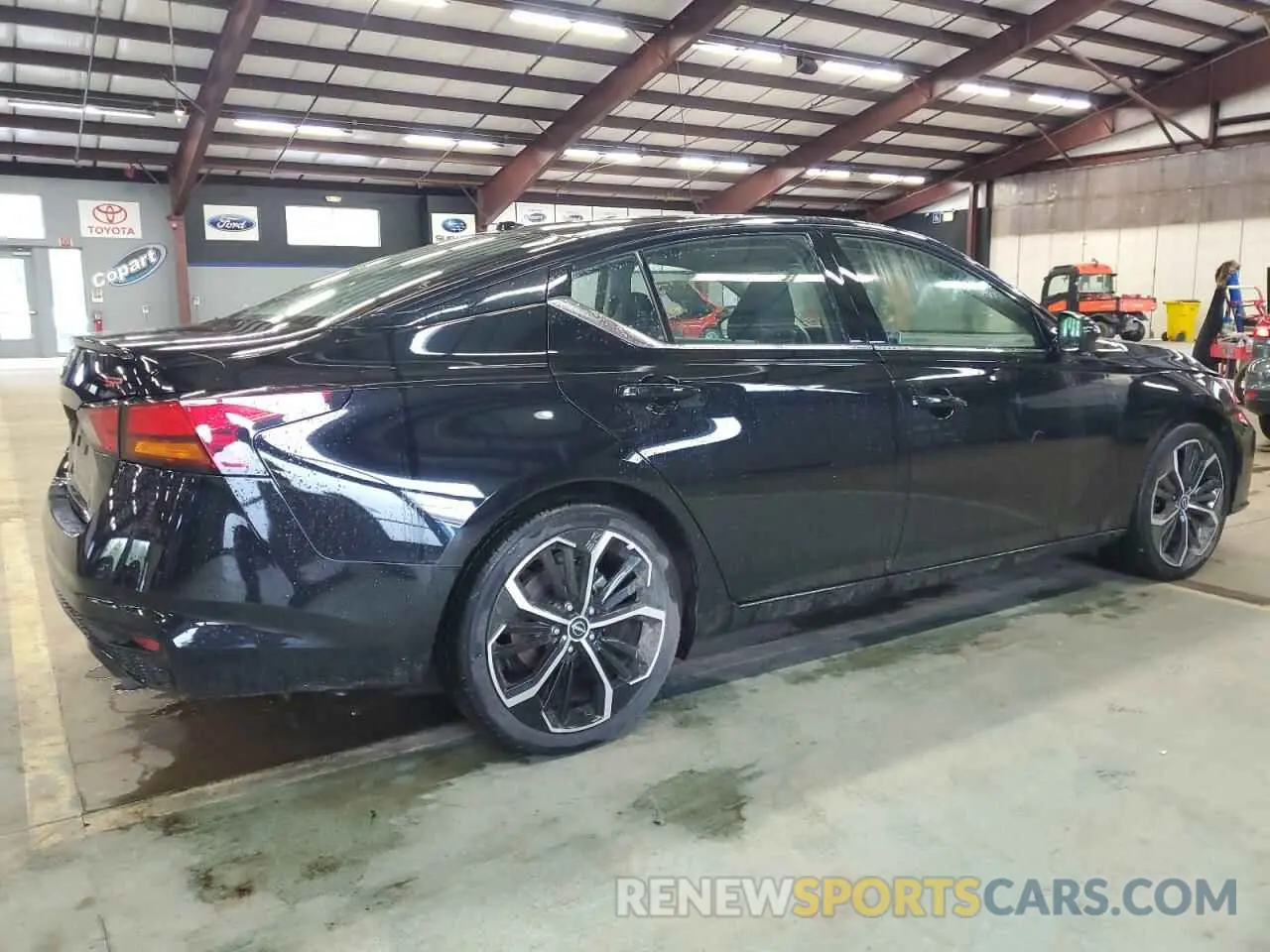 3 Photograph of a damaged car 1N4BL4CV4RN372834 NISSAN ALTIMA 2024