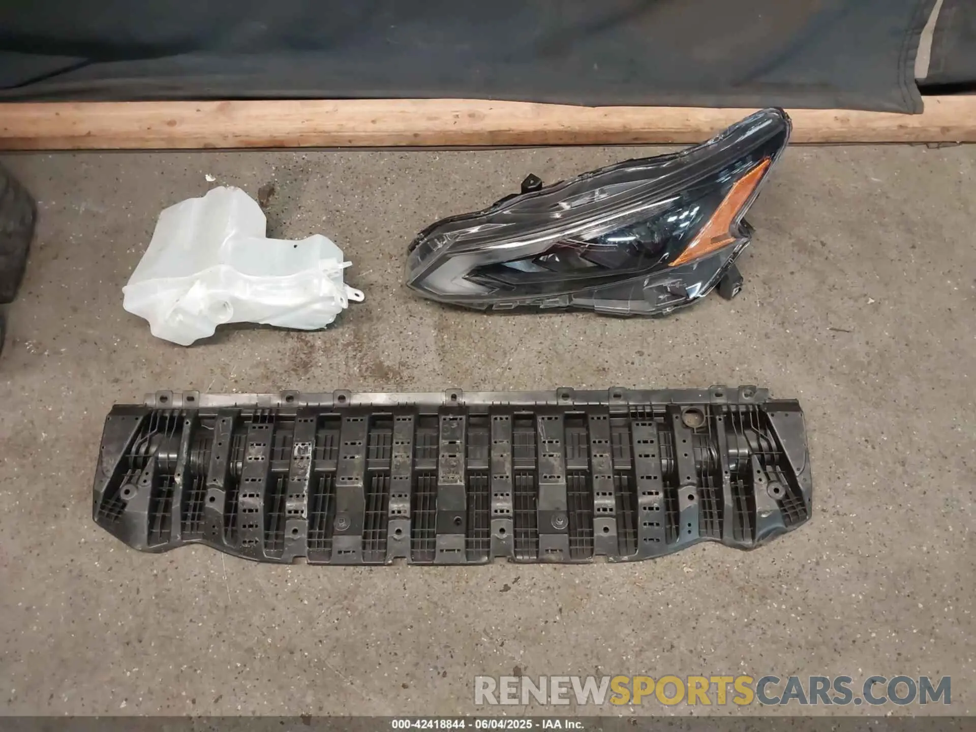 11 Photograph of a damaged car 1N4BL4CV4RN416072 NISSAN ALTIMA 2024