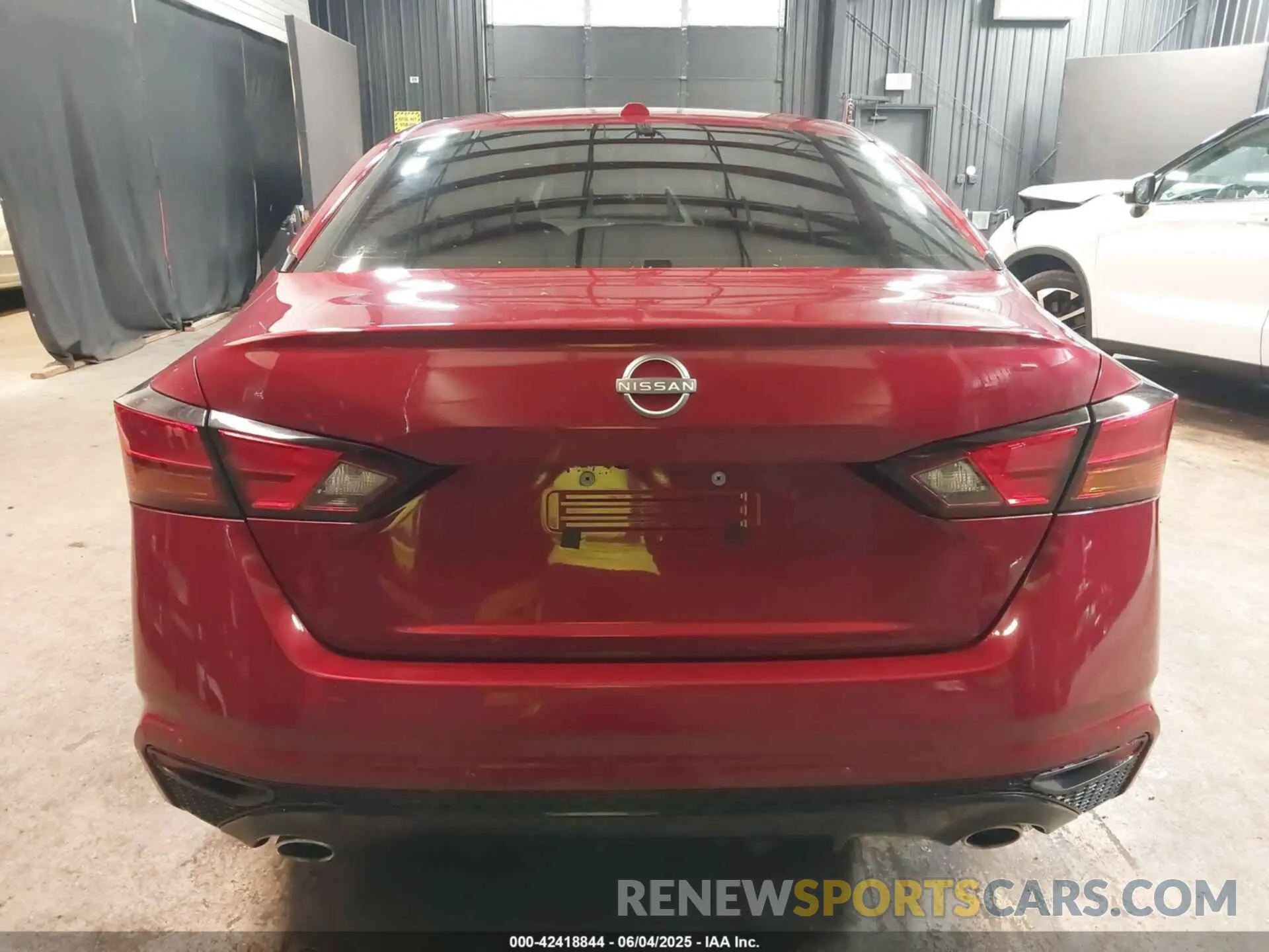16 Photograph of a damaged car 1N4BL4CV4RN416072 NISSAN ALTIMA 2024