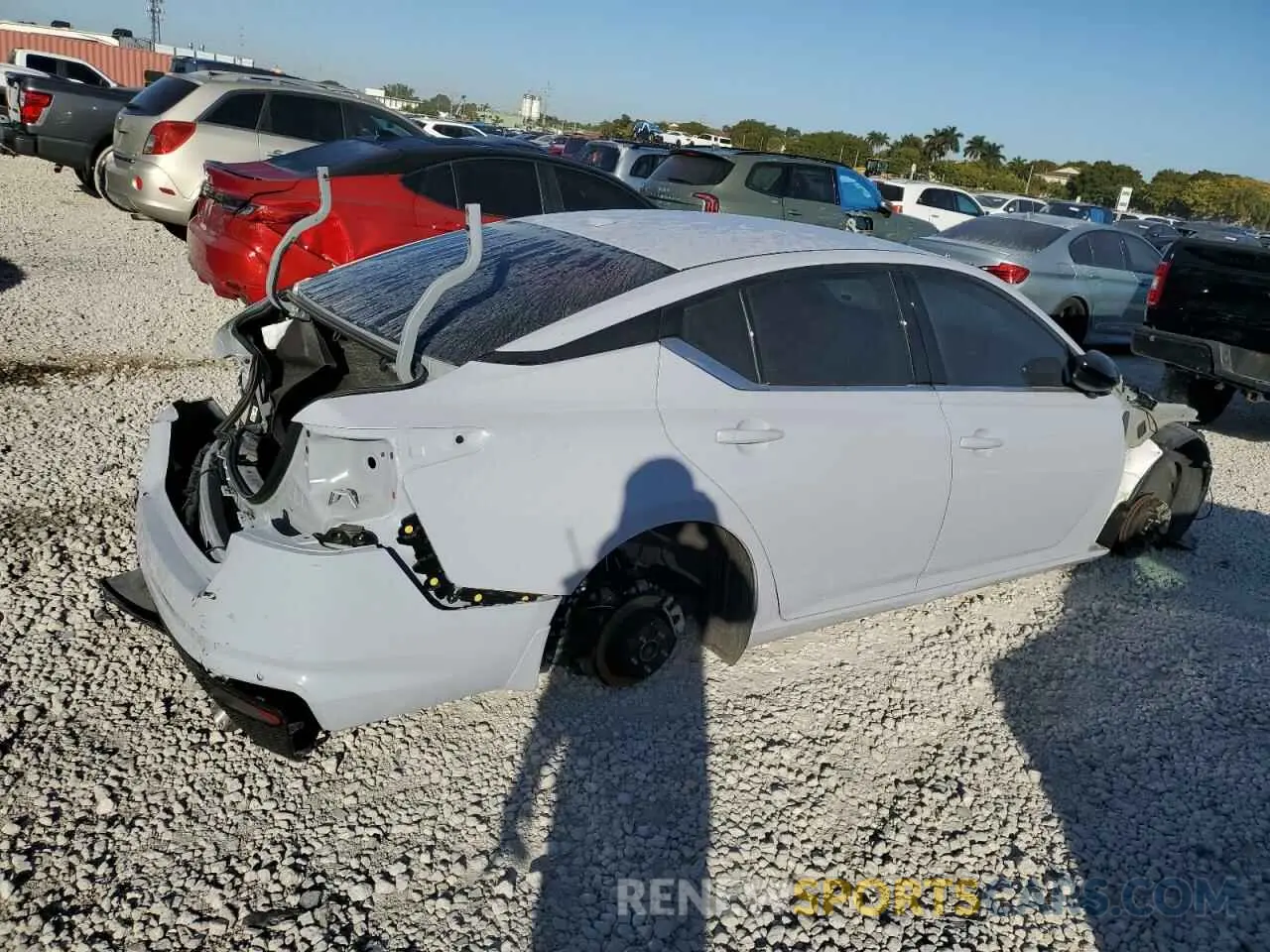 3 Photograph of a damaged car 1N4BL4CV4RN425287 NISSAN ALTIMA 2024
