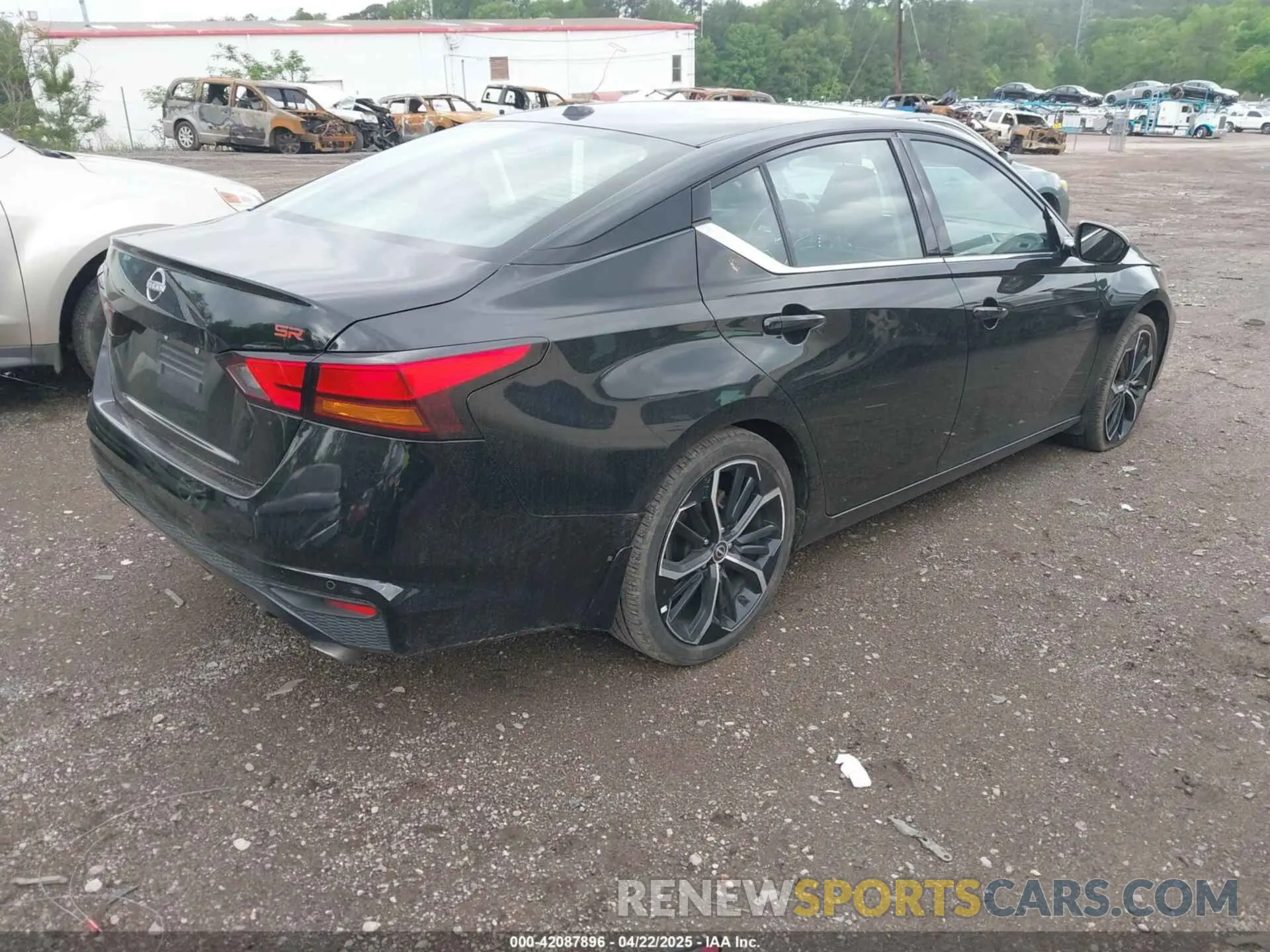 4 Photograph of a damaged car 1N4BL4CV5RN307099 NISSAN ALTIMA 2024
