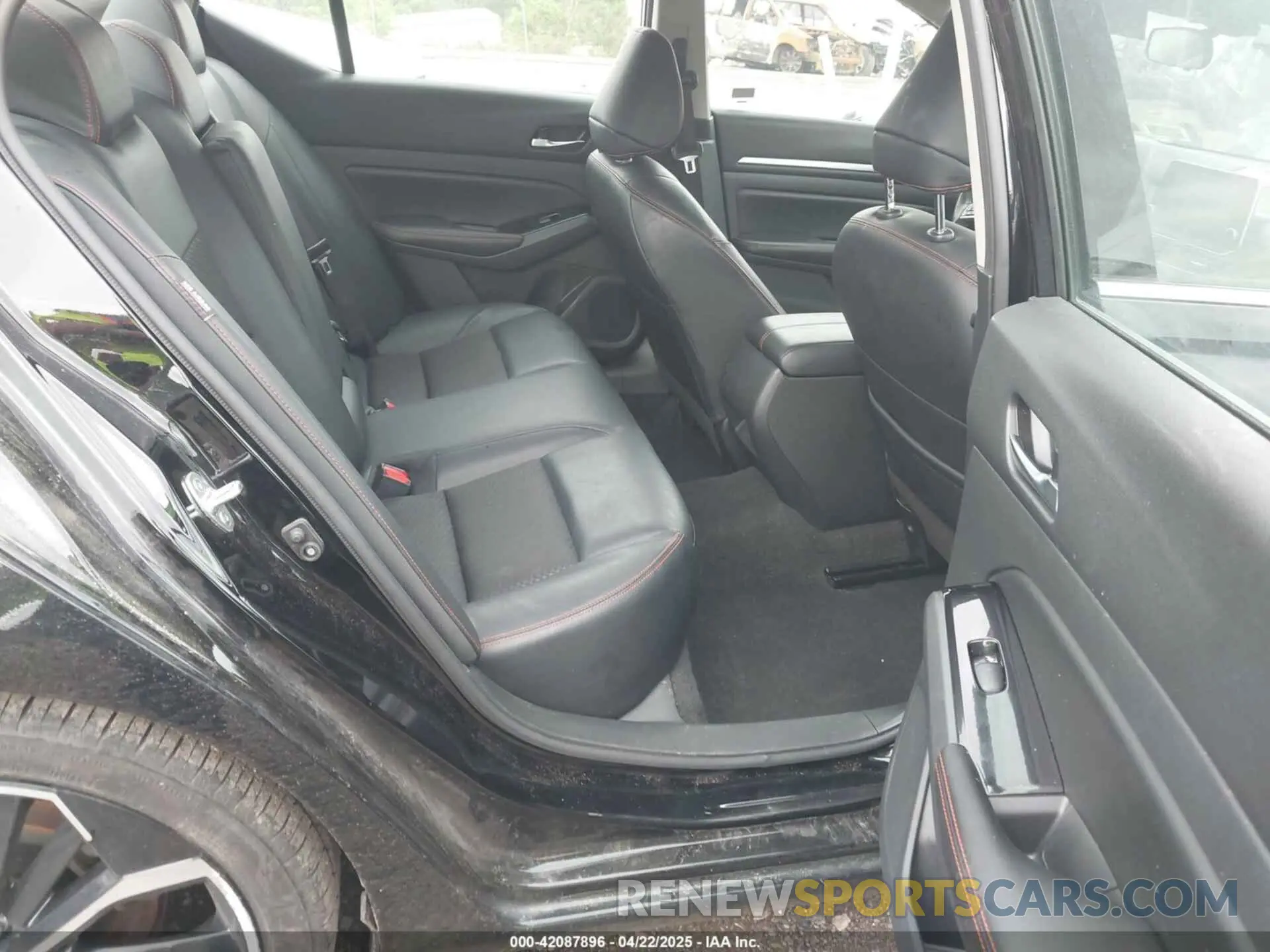 8 Photograph of a damaged car 1N4BL4CV5RN307099 NISSAN ALTIMA 2024