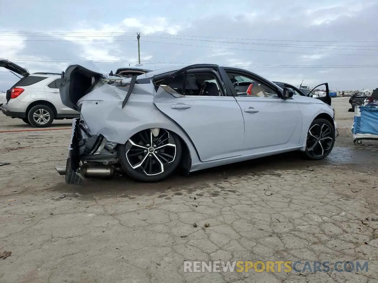 3 Photograph of a damaged car 1N4BL4CV5RN320726 NISSAN ALTIMA 2024