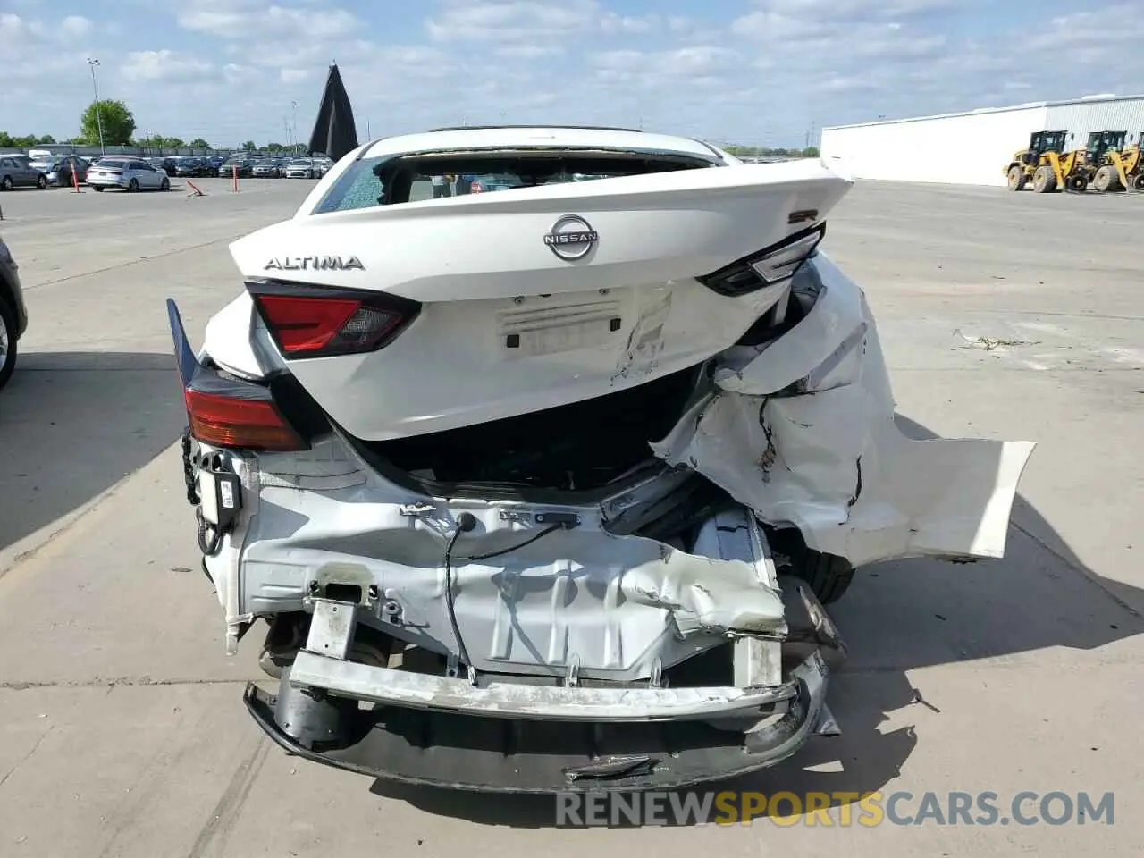6 Photograph of a damaged car 1N4BL4CV5RN328003 NISSAN ALTIMA 2024