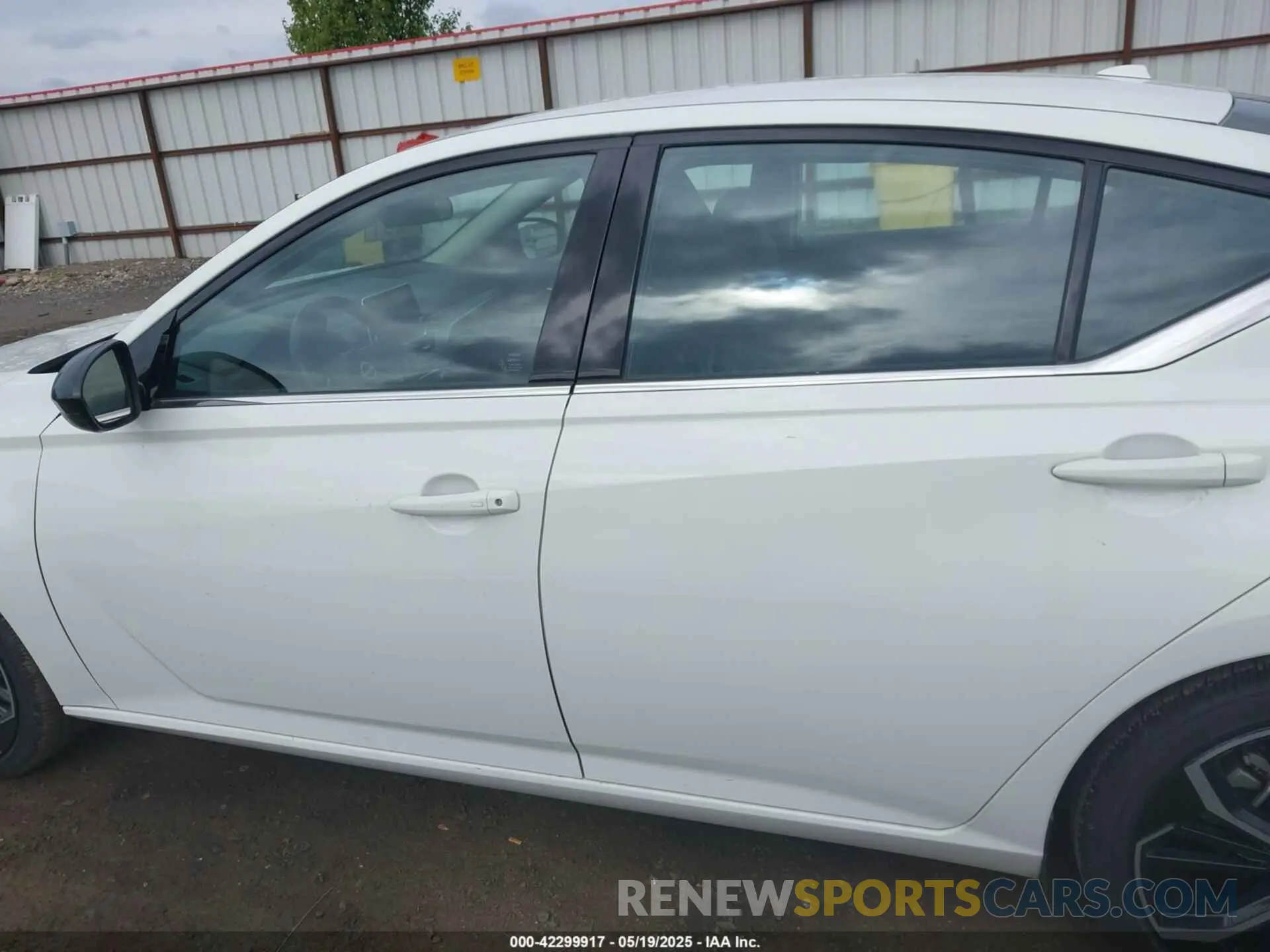 14 Photograph of a damaged car 1N4BL4CV5RN364421 NISSAN ALTIMA 2024