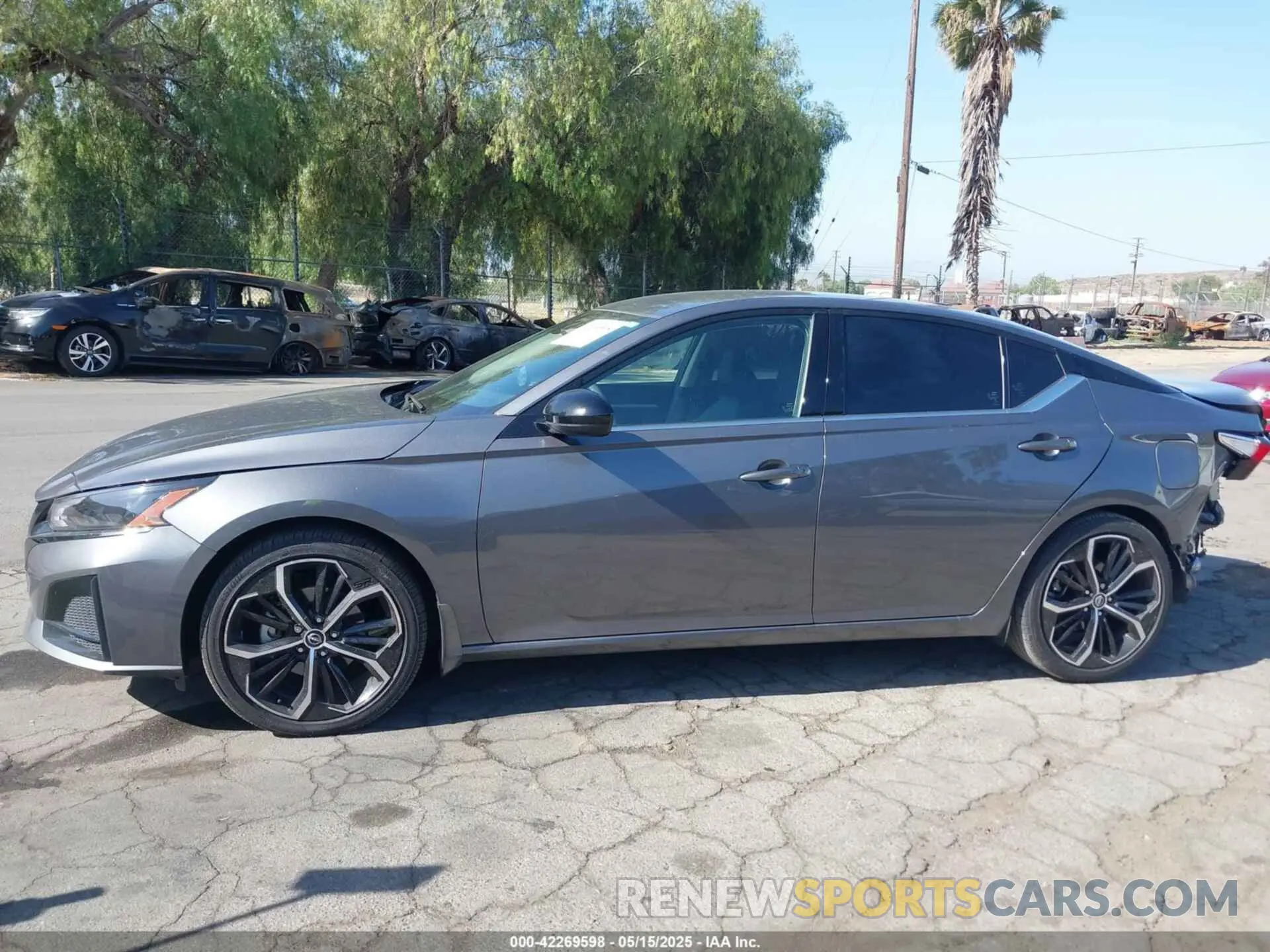14 Photograph of a damaged car 1N4BL4CV5RN417005 NISSAN ALTIMA 2024