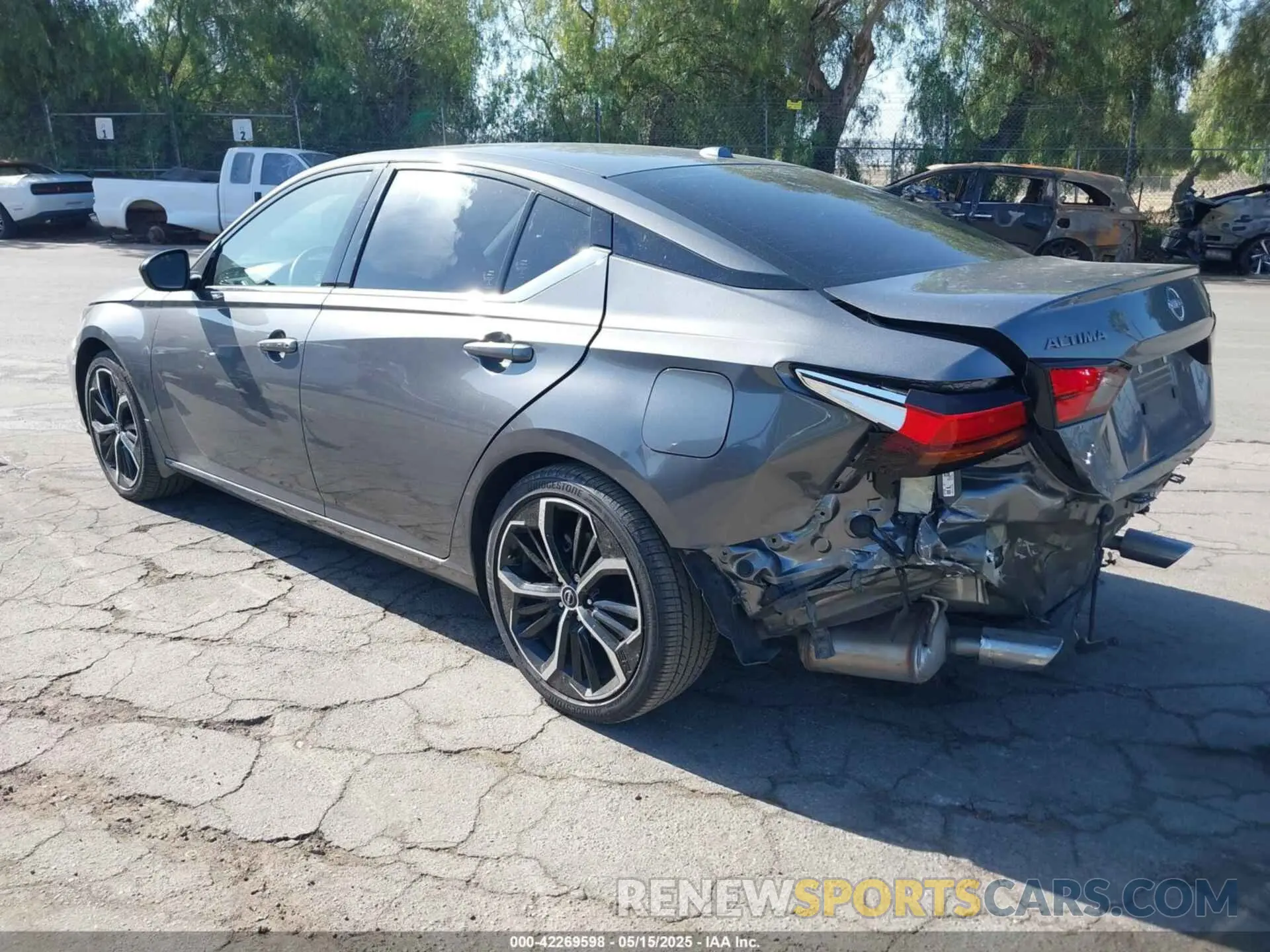 3 Photograph of a damaged car 1N4BL4CV5RN417005 NISSAN ALTIMA 2024