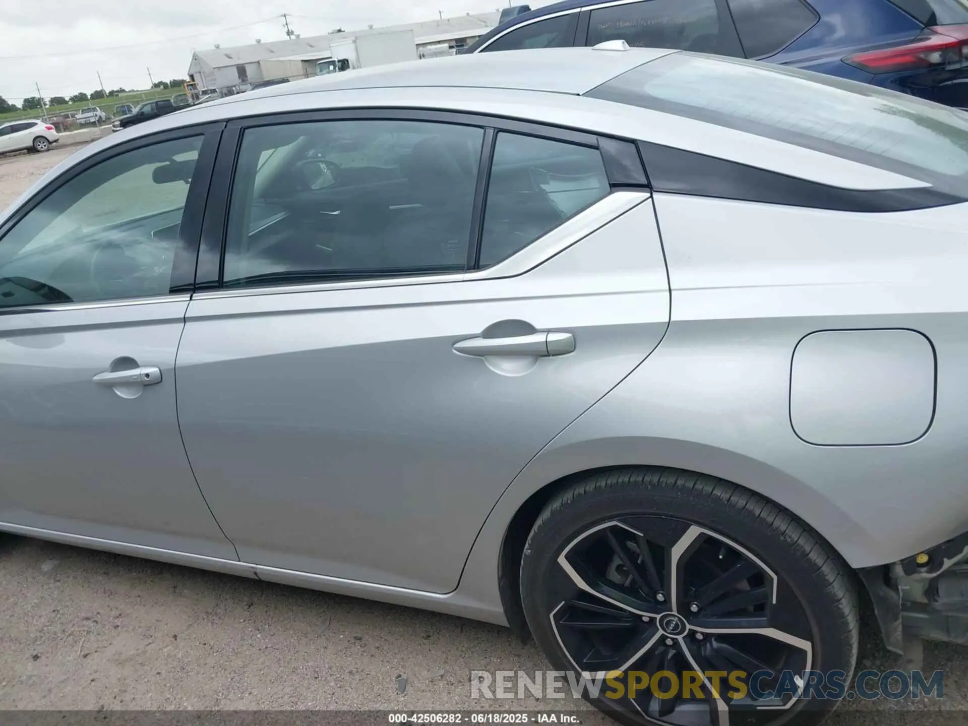 14 Photograph of a damaged car 1N4BL4CV5RN430126 NISSAN ALTIMA 2024