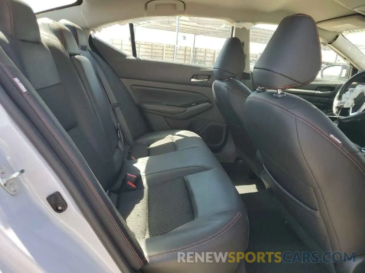 10 Photograph of a damaged car 1N4BL4CV6RN365996 NISSAN ALTIMA 2024