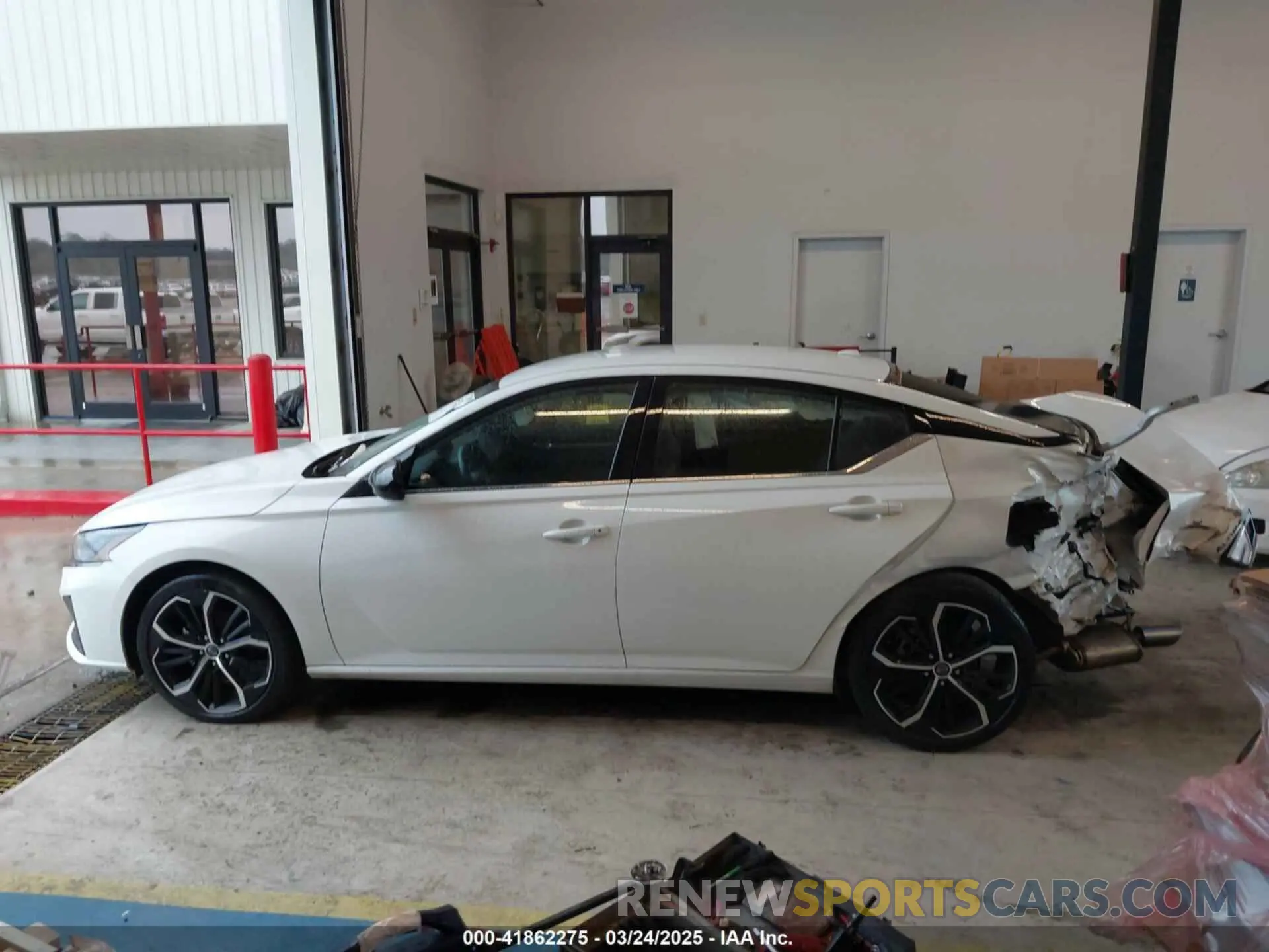 15 Photograph of a damaged car 1N4BL4CV6RN371958 NISSAN ALTIMA 2024