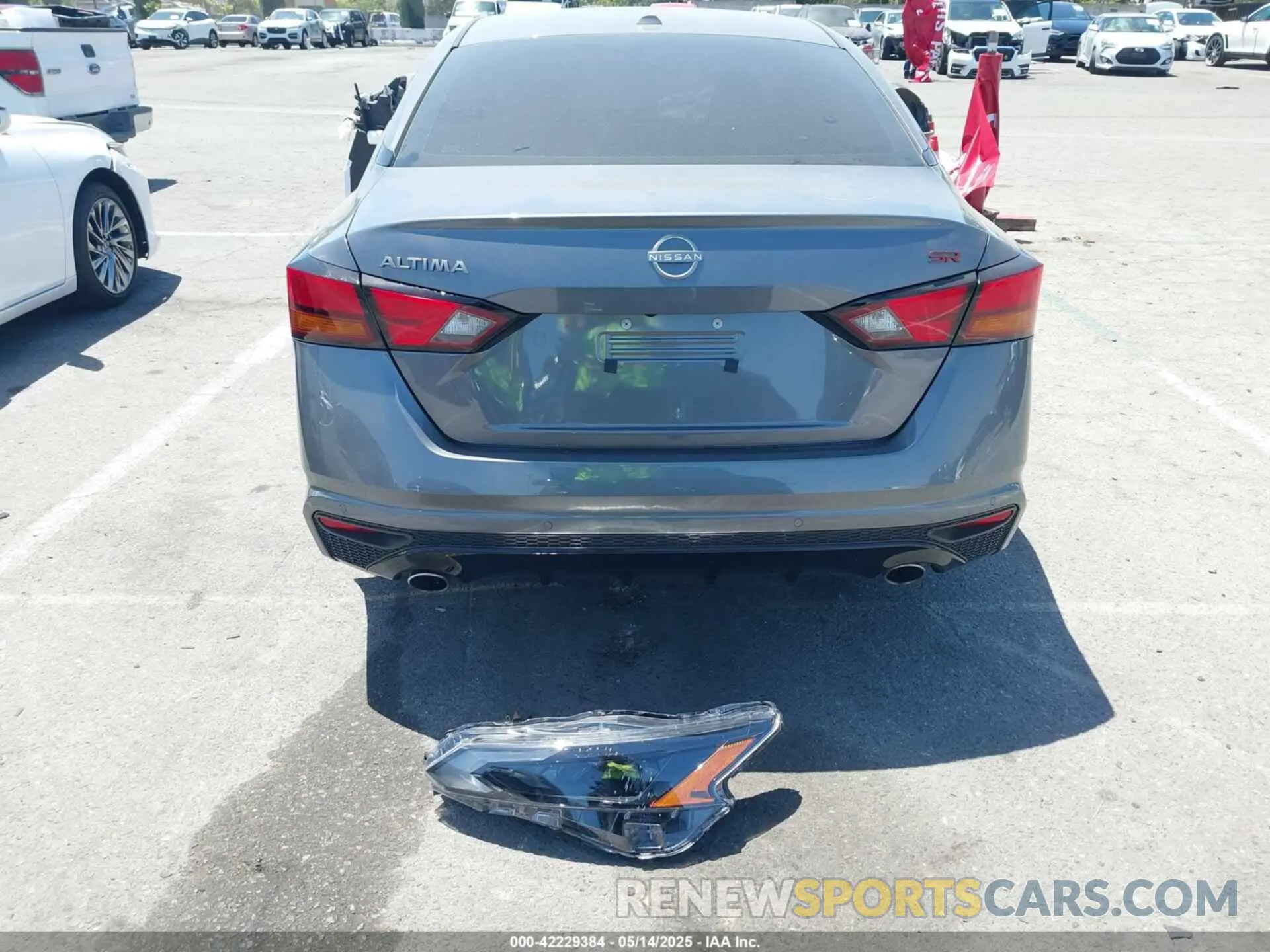 17 Photograph of a damaged car 1N4BL4CV6RN377307 NISSAN ALTIMA 2024