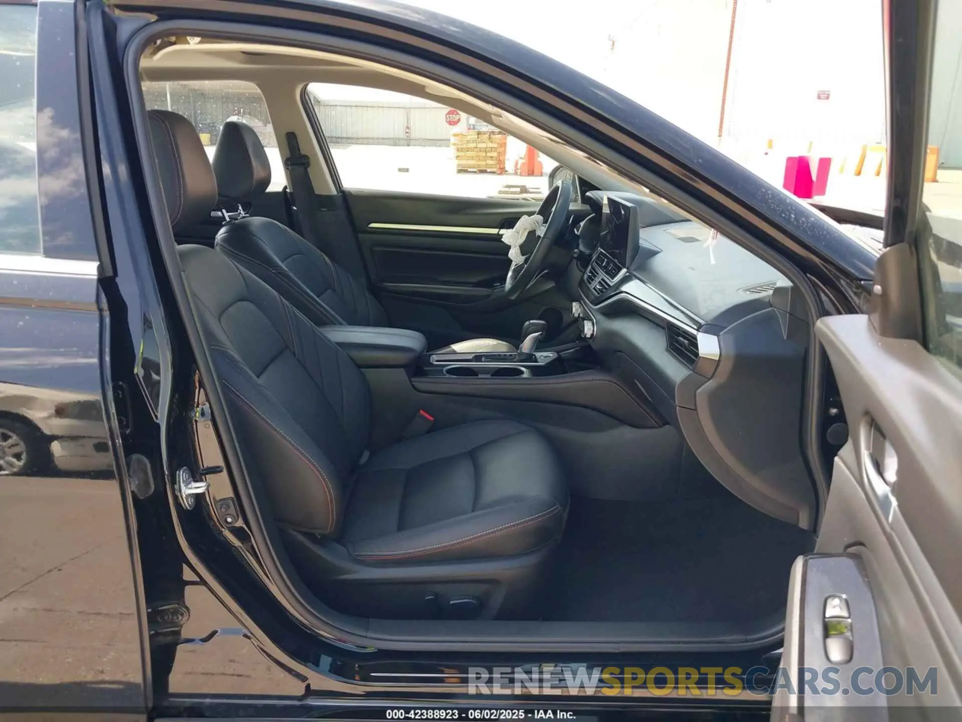 5 Photograph of a damaged car 1N4BL4CV6RN386976 NISSAN ALTIMA 2024