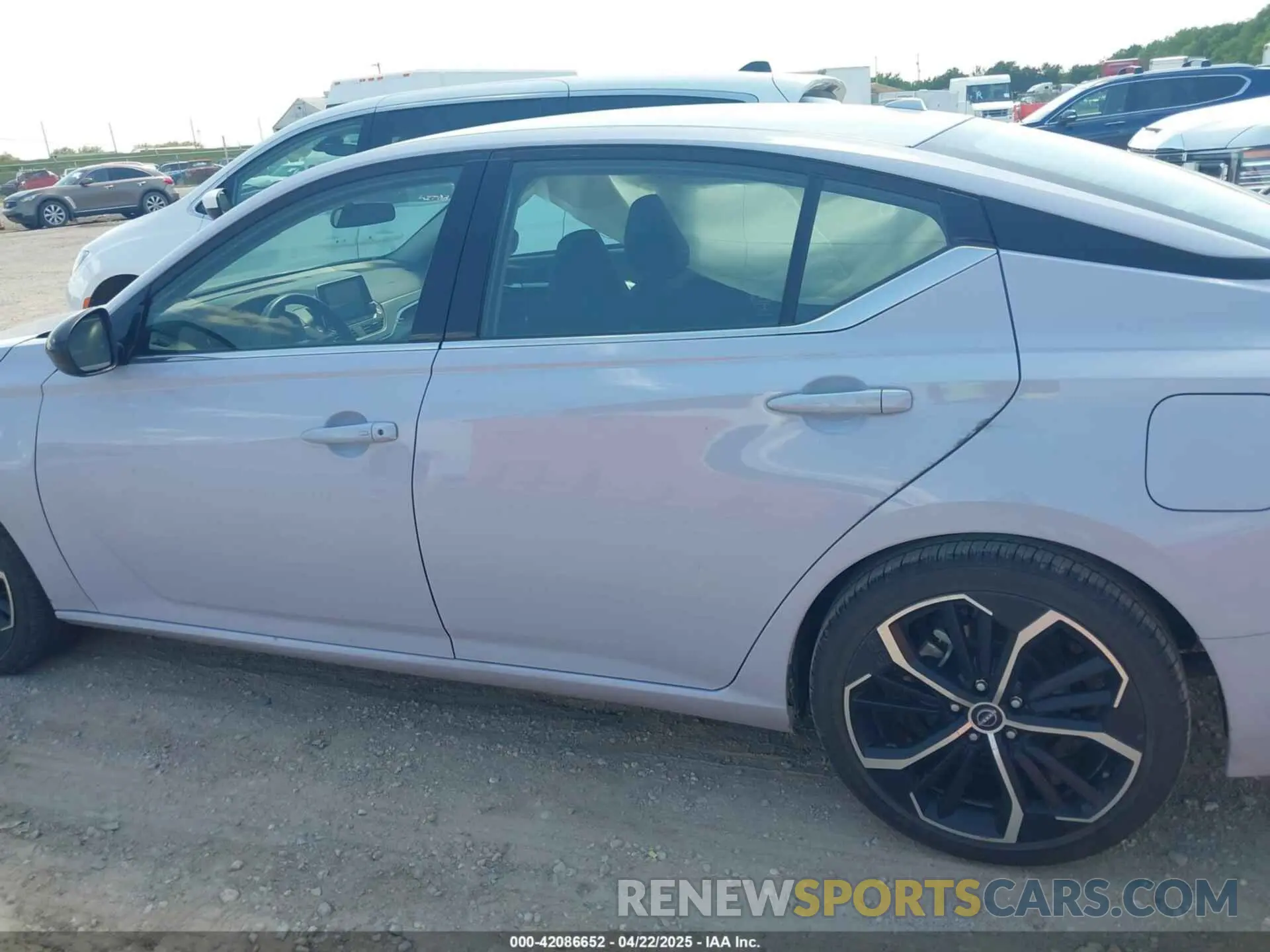 14 Photograph of a damaged car 1N4BL4CV6RN395077 NISSAN ALTIMA 2024