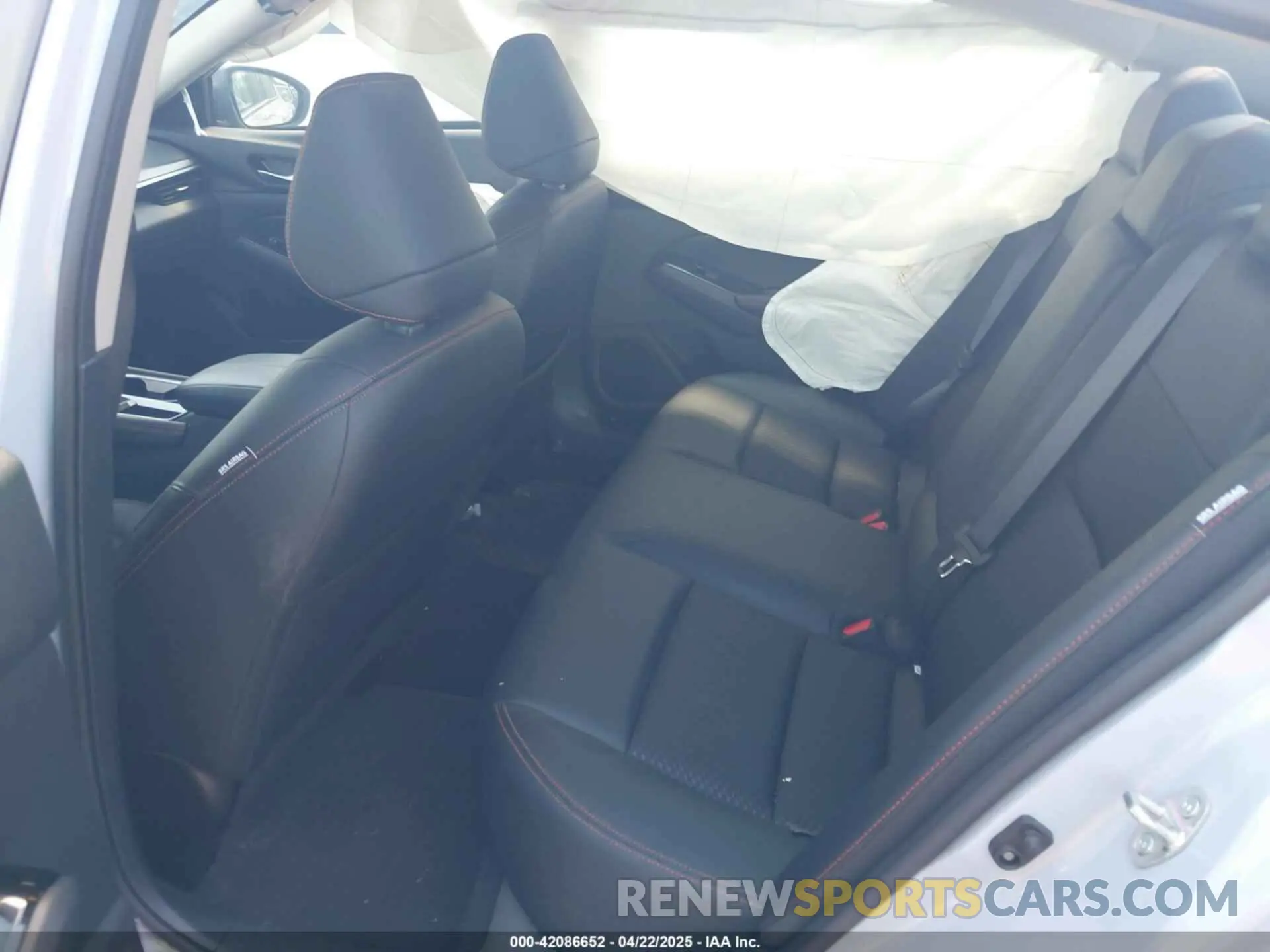 8 Photograph of a damaged car 1N4BL4CV6RN395077 NISSAN ALTIMA 2024