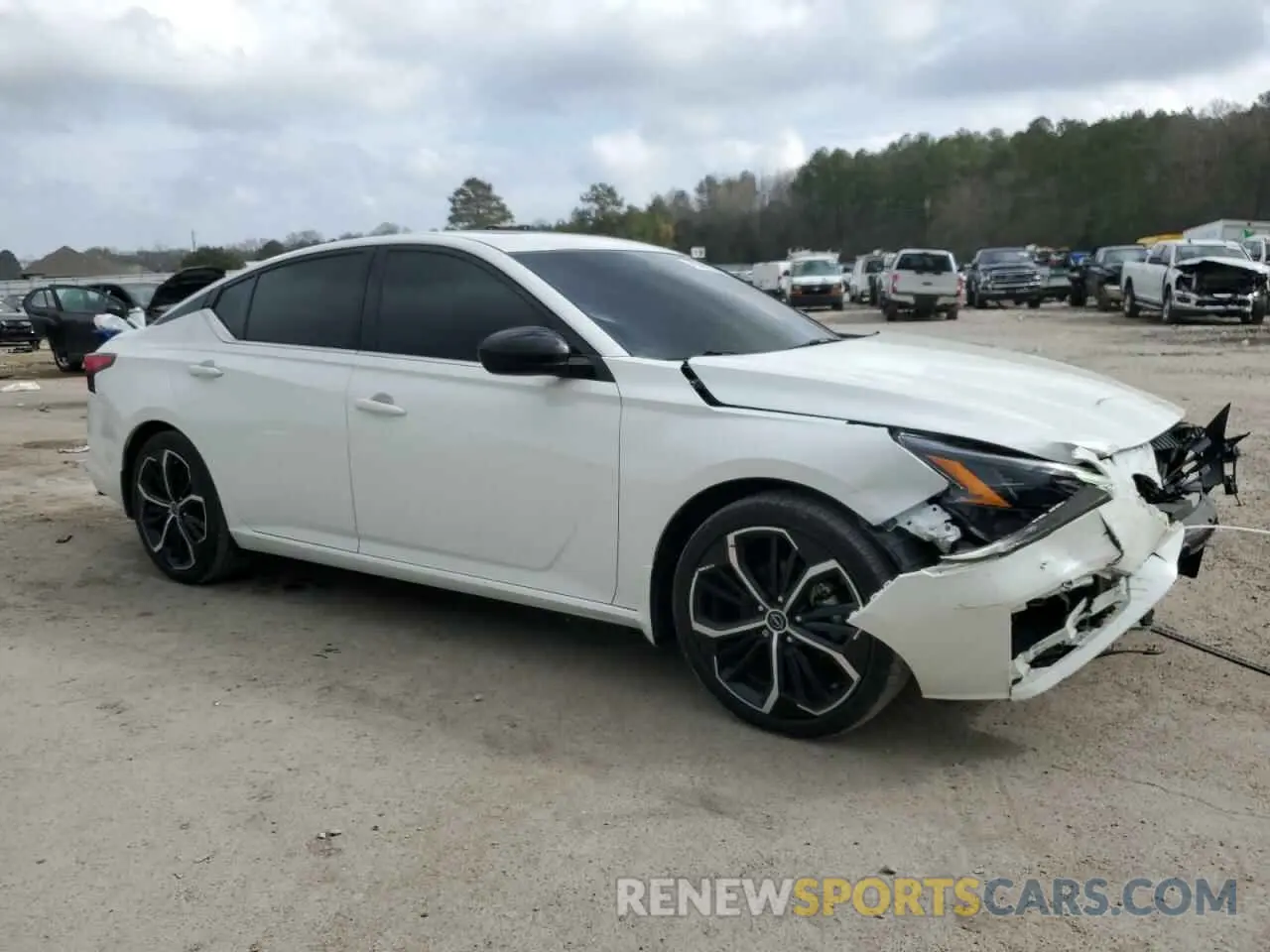 4 Photograph of a damaged car 1N4BL4CV7RN306536 NISSAN ALTIMA 2024