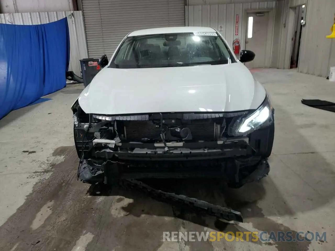 5 Photograph of a damaged car 1N4BL4CV7RN313860 NISSAN ALTIMA 2024
