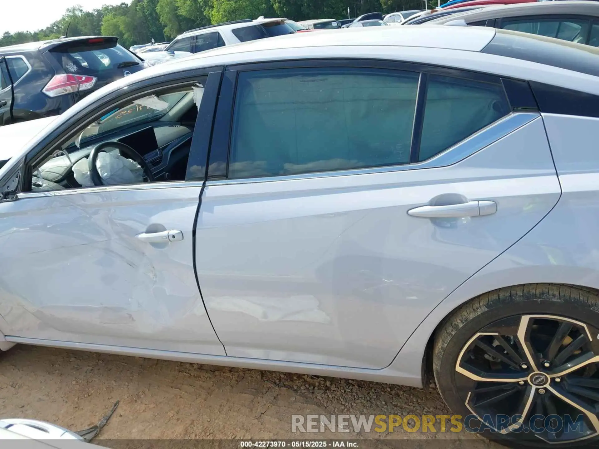 13 Photograph of a damaged car 1N4BL4CV7RN340427 NISSAN ALTIMA 2024