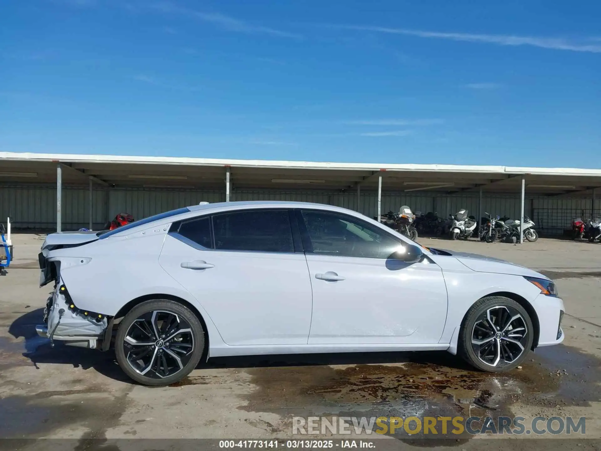 14 Photograph of a damaged car 1N4BL4CV7RN404207 NISSAN ALTIMA 2024