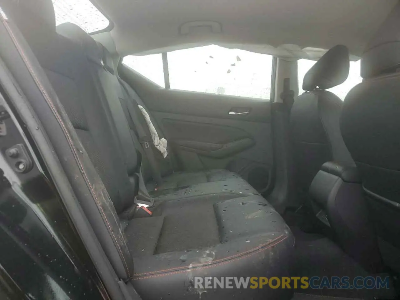 10 Photograph of a damaged car 1N4BL4CV7RN437255 NISSAN ALTIMA 2024