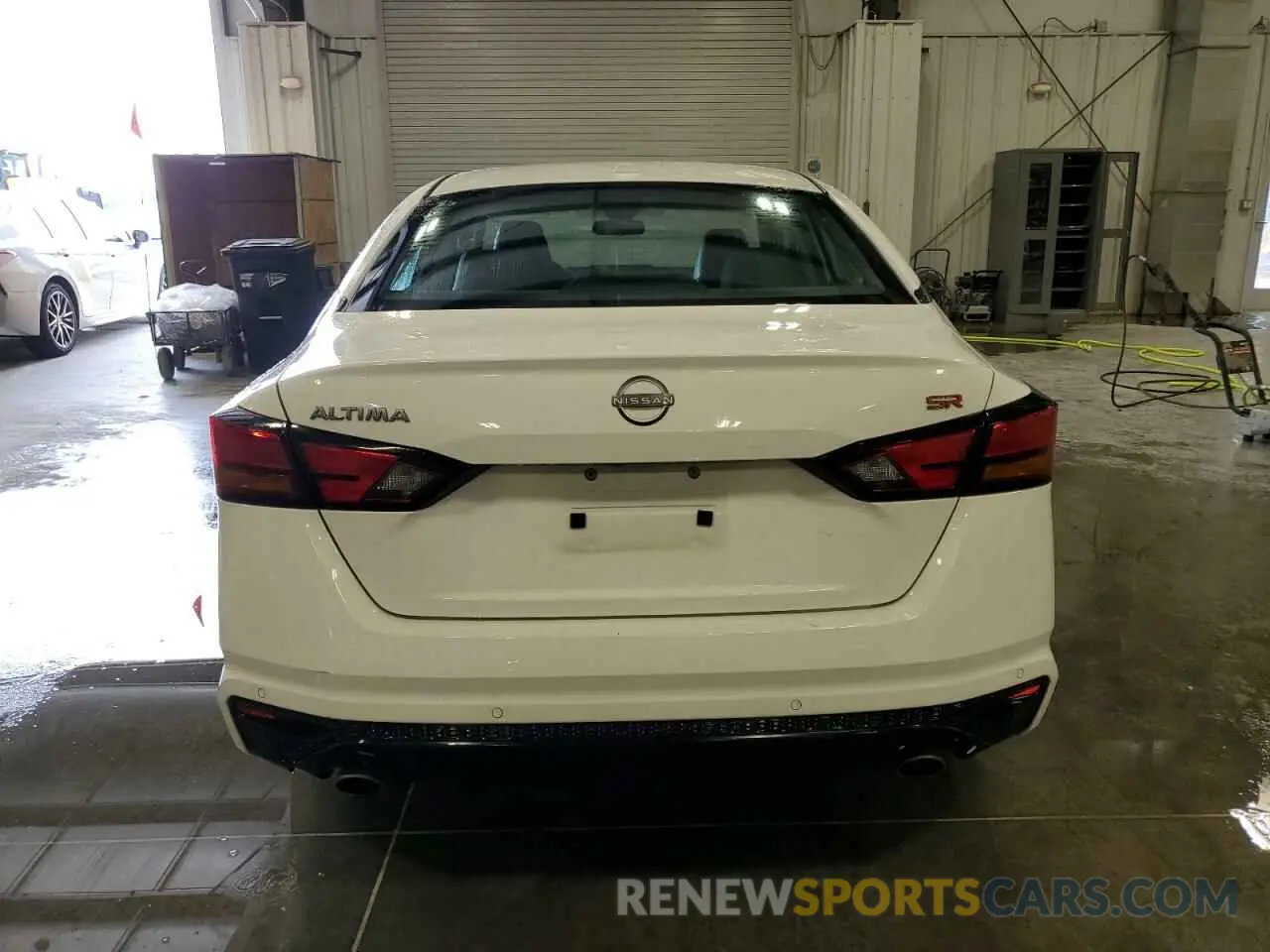 6 Photograph of a damaged car 1N4BL4CV8RN337536 NISSAN ALTIMA 2024