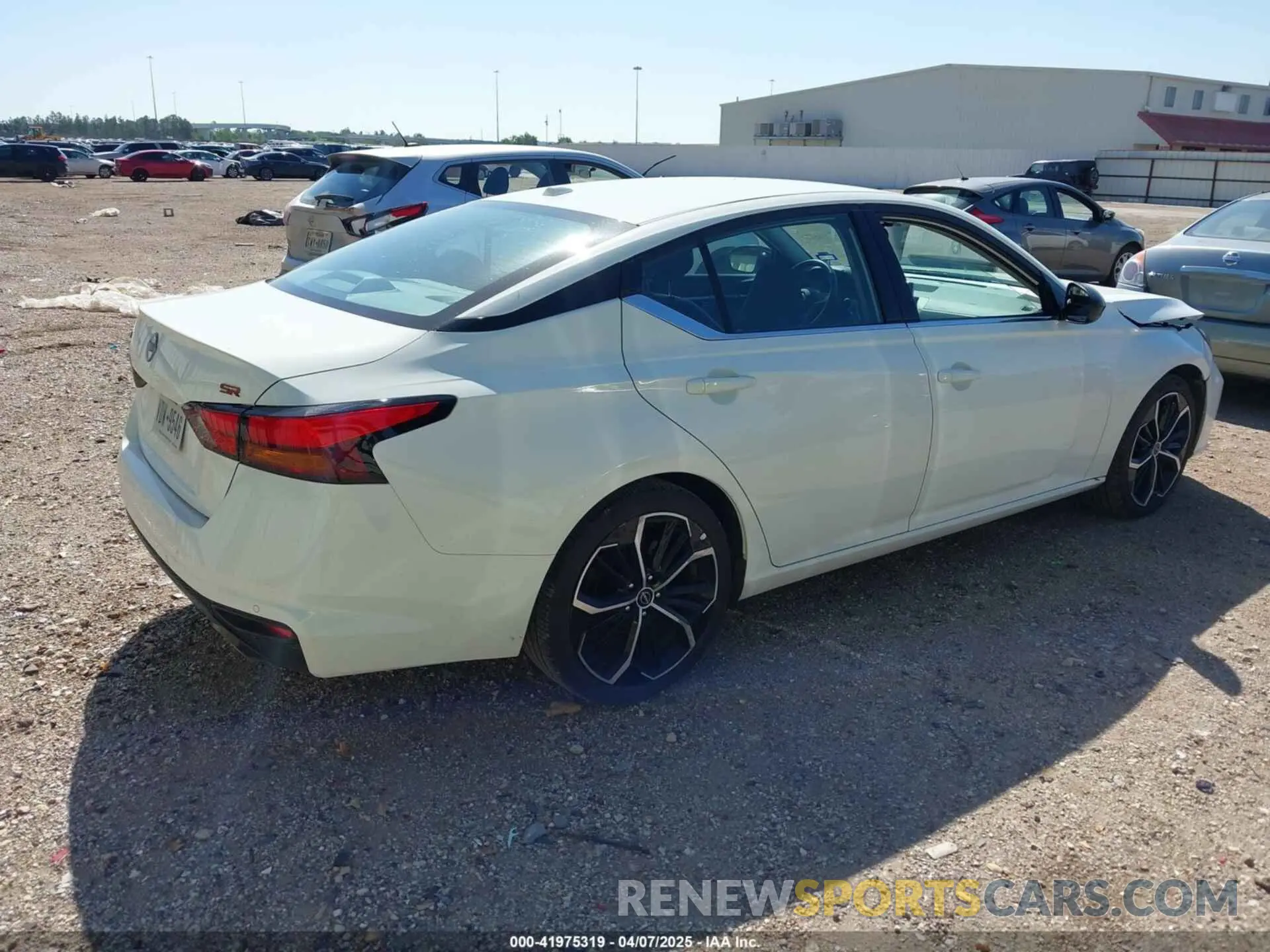 4 Photograph of a damaged car 1N4BL4CV8RN429682 NISSAN ALTIMA 2024