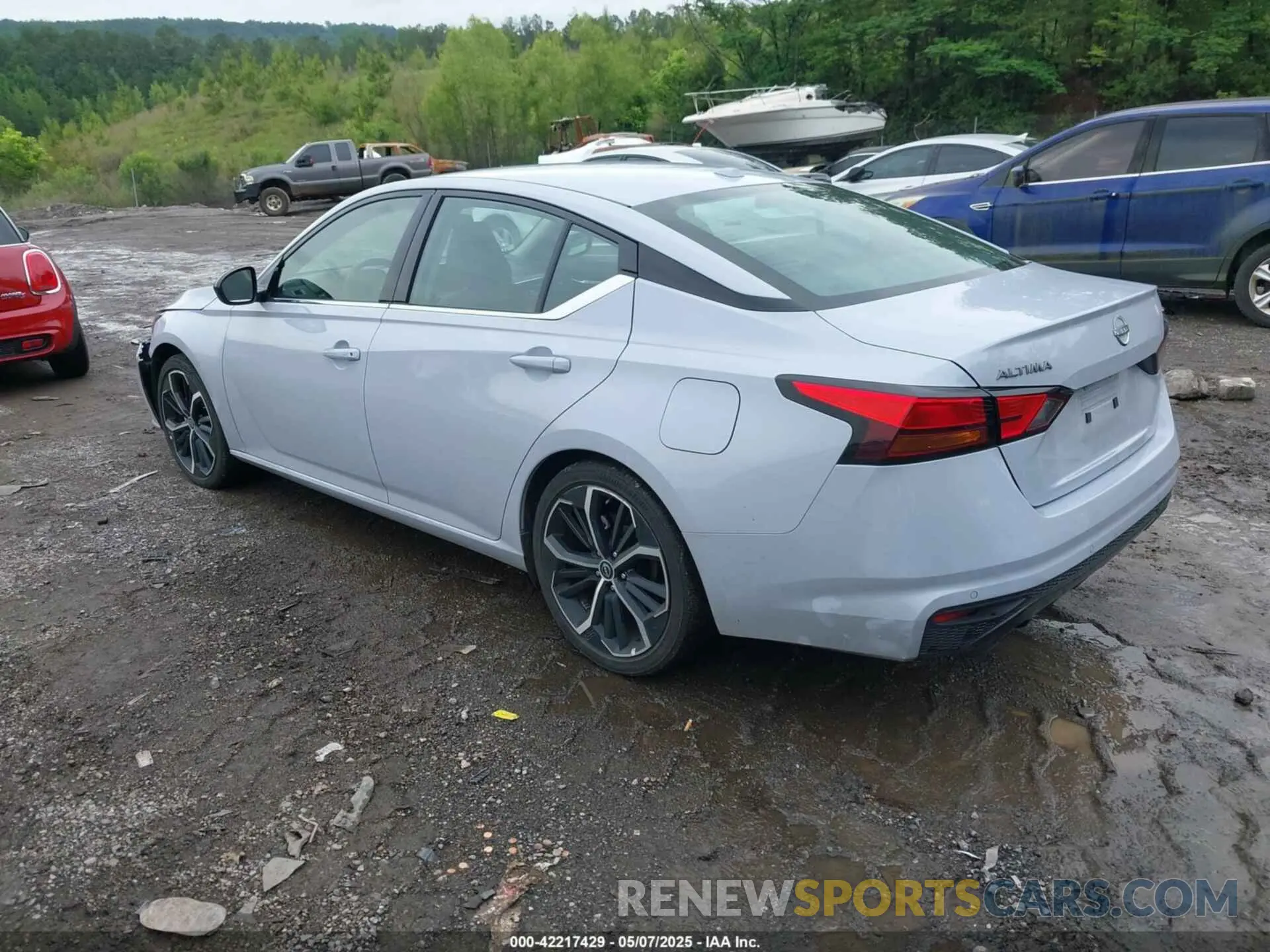 3 Photograph of a damaged car 1N4BL4CV9RN357679 NISSAN ALTIMA 2024