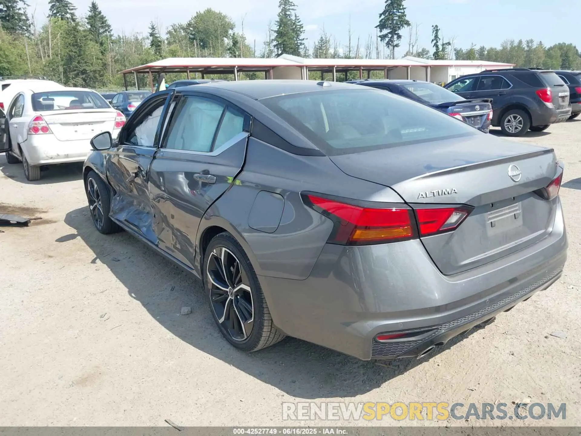 3 Photograph of a damaged car 1N4BL4CV9RN388818 NISSAN ALTIMA 2024