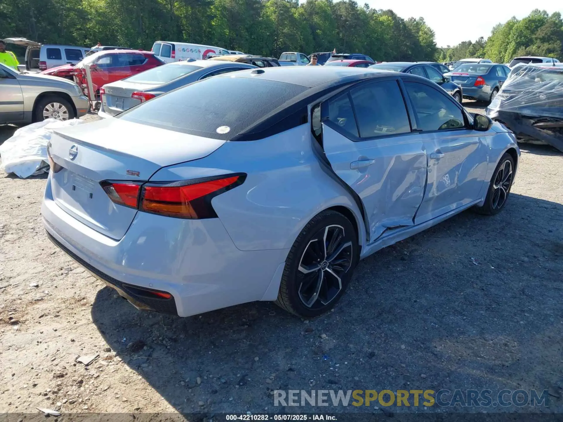 4 Photograph of a damaged car 1N4BL4CV9RN398846 NISSAN ALTIMA 2024