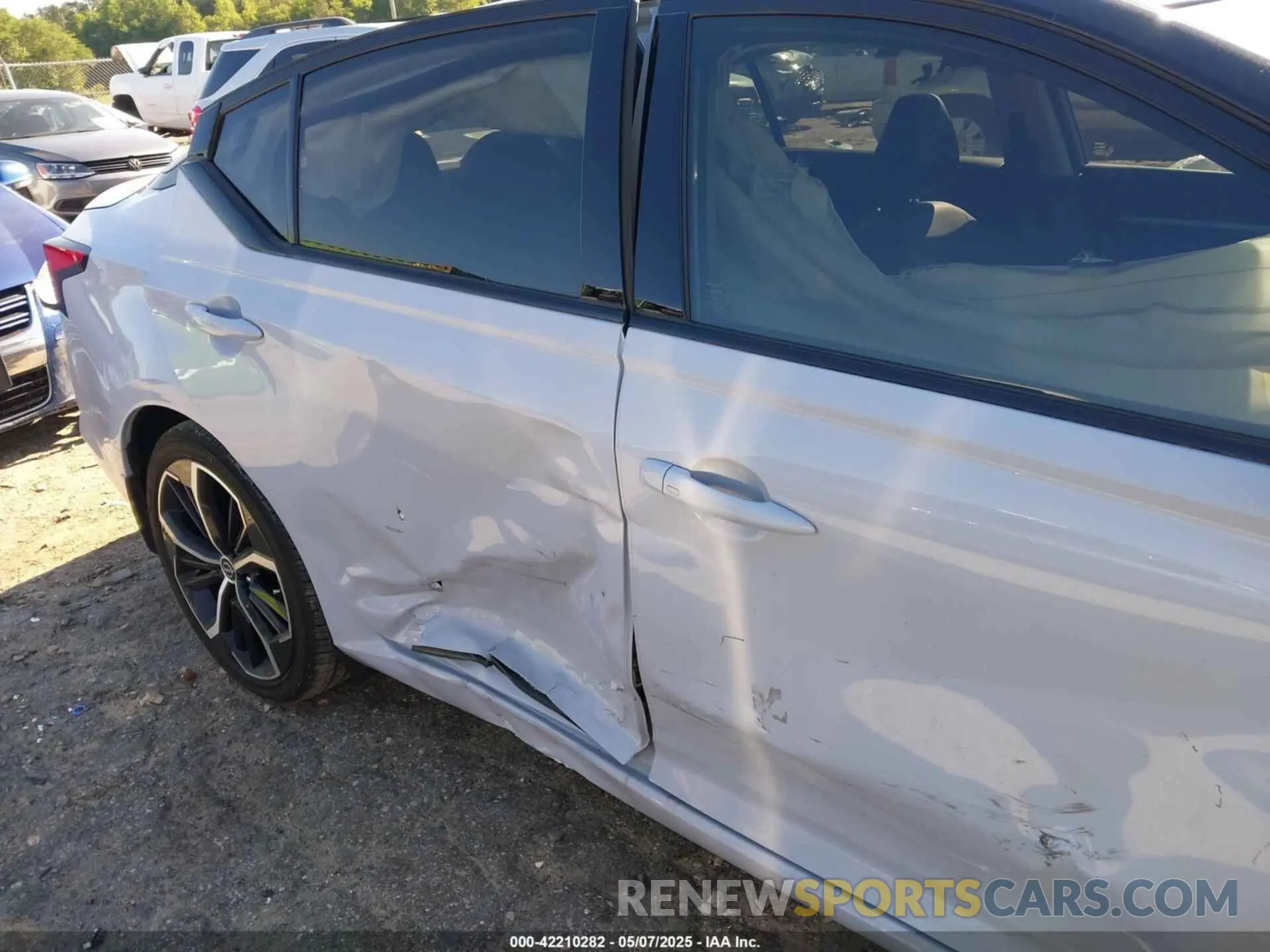6 Photograph of a damaged car 1N4BL4CV9RN398846 NISSAN ALTIMA 2024