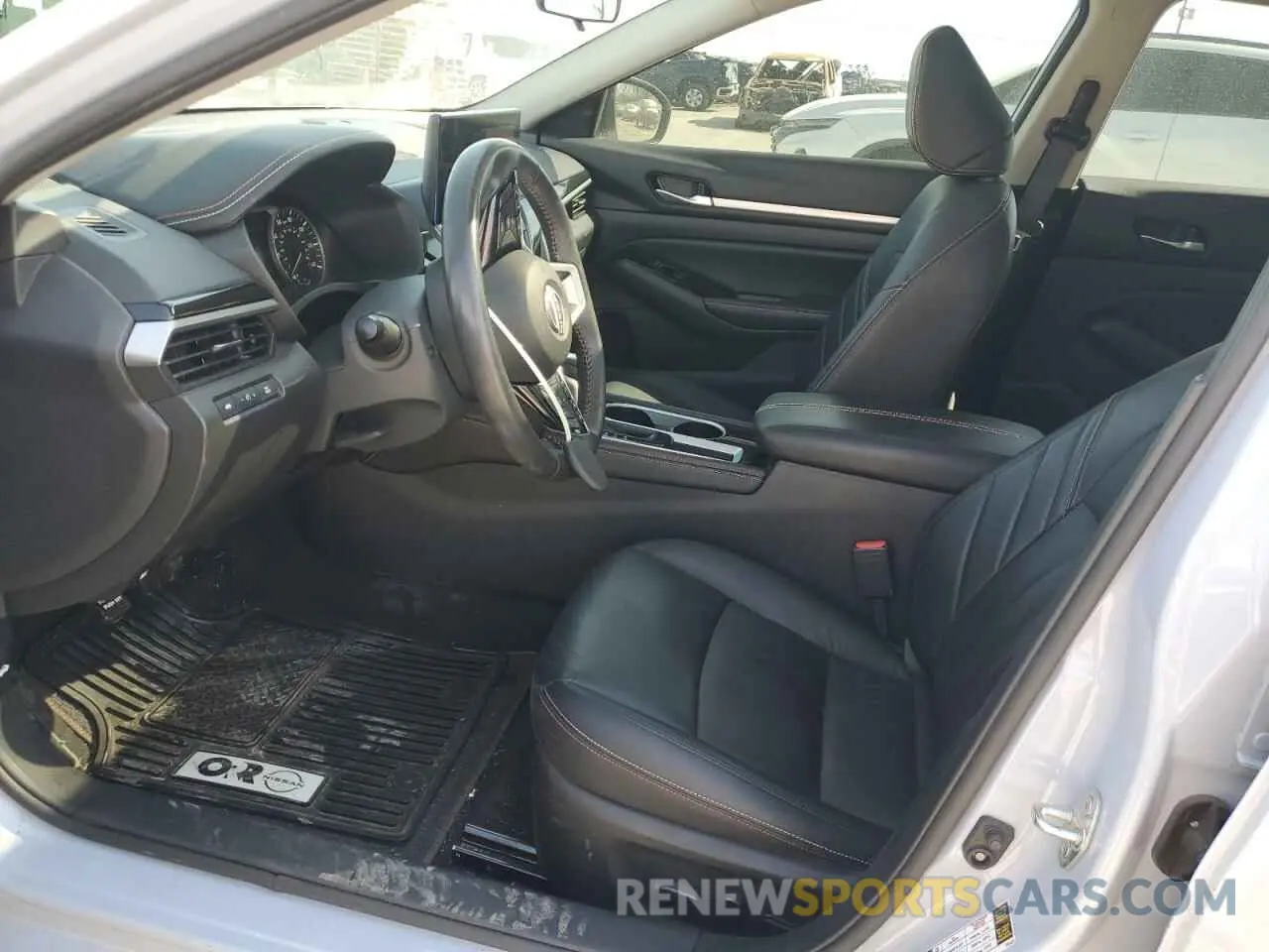7 Photograph of a damaged car 1N4BL4CVXRN304375 NISSAN ALTIMA 2024