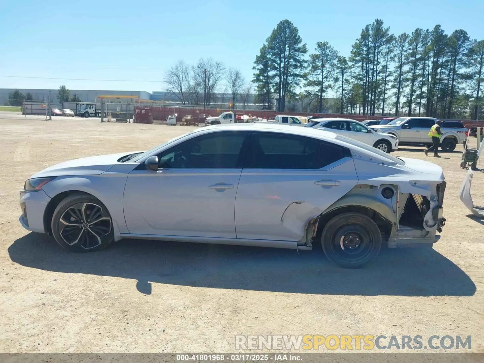 15 Photograph of a damaged car 1N4BL4CVXRN326652 NISSAN ALTIMA 2024