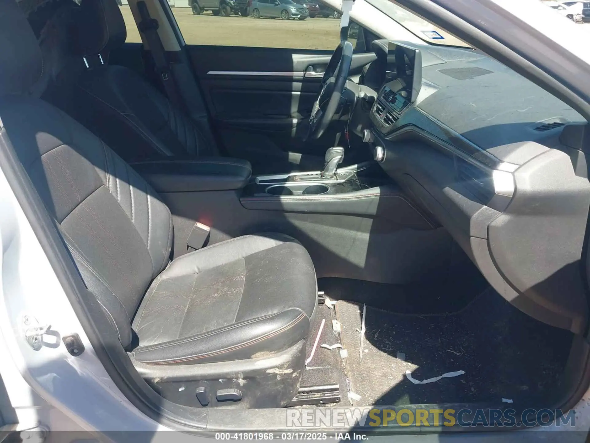 5 Photograph of a damaged car 1N4BL4CVXRN326652 NISSAN ALTIMA 2024