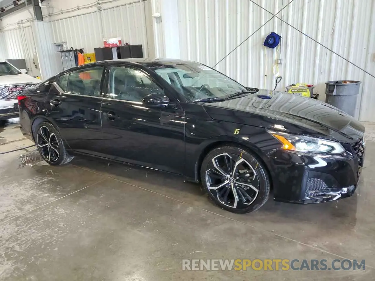 4 Photograph of a damaged car 1N4BL4CVXRN361286 NISSAN ALTIMA 2024