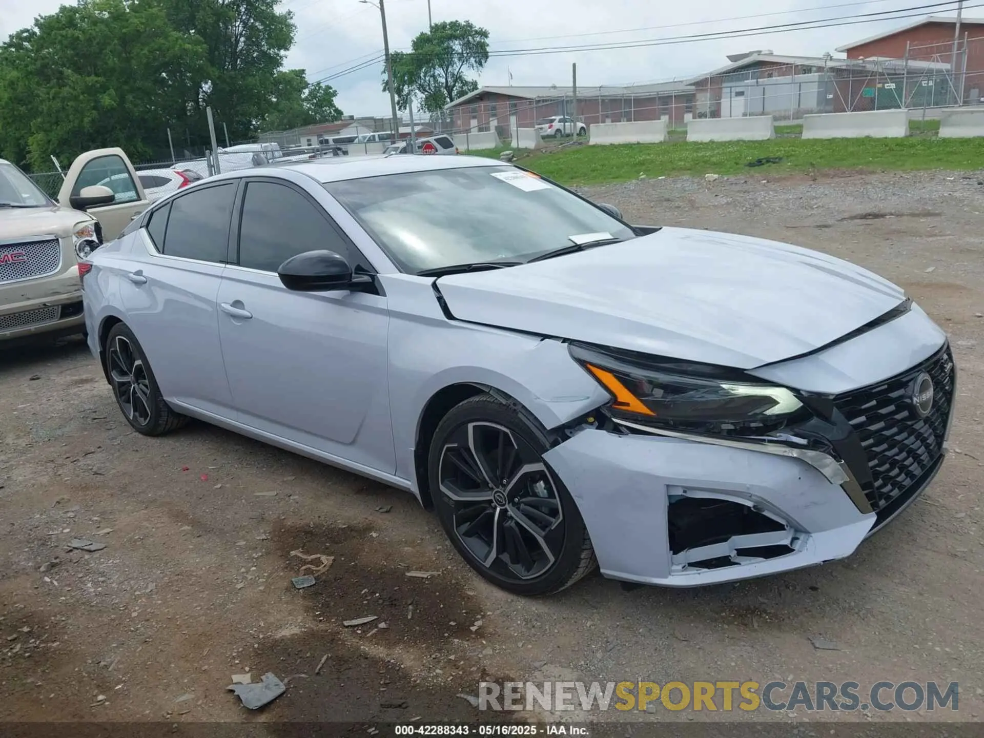13 Photograph of a damaged car 1N4BL4CVXRN410017 NISSAN ALTIMA 2024