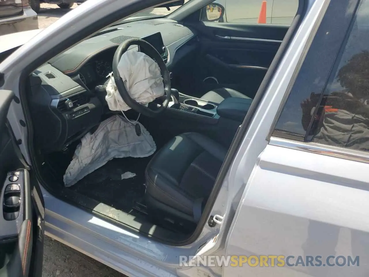 7 Photograph of a damaged car 1N4BL4CVXRN410793 NISSAN ALTIMA 2024