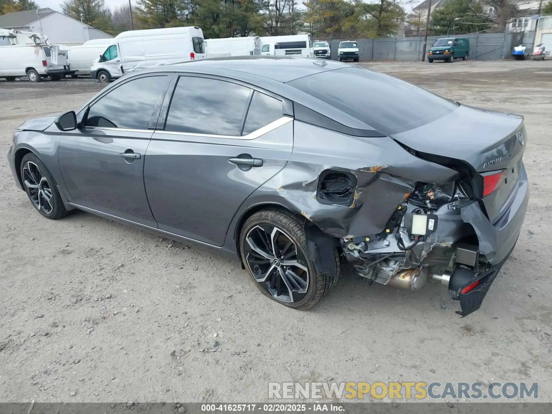3 Photograph of a damaged car 1N4BL4CVXRN417520 NISSAN ALTIMA 2024