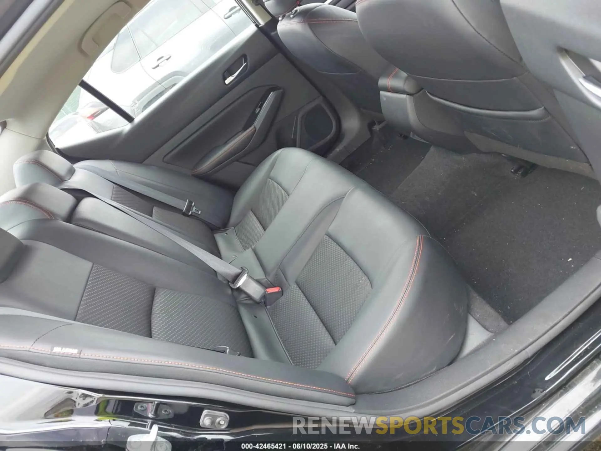 8 Photograph of a damaged car 1N4BL4CW1RN313233 NISSAN ALTIMA 2024