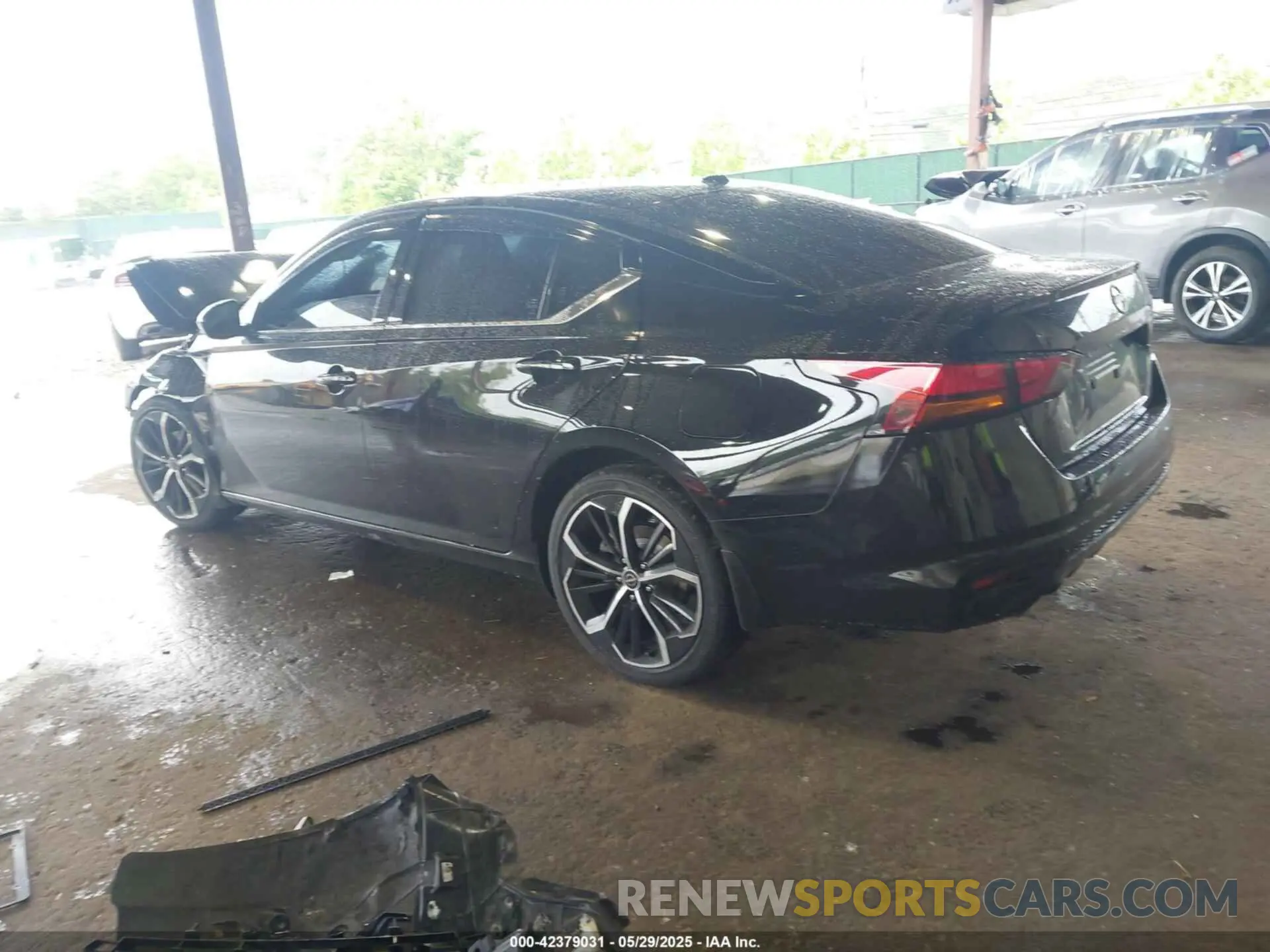 3 Photograph of a damaged car 1N4BL4CW3RN312245 NISSAN ALTIMA 2024
