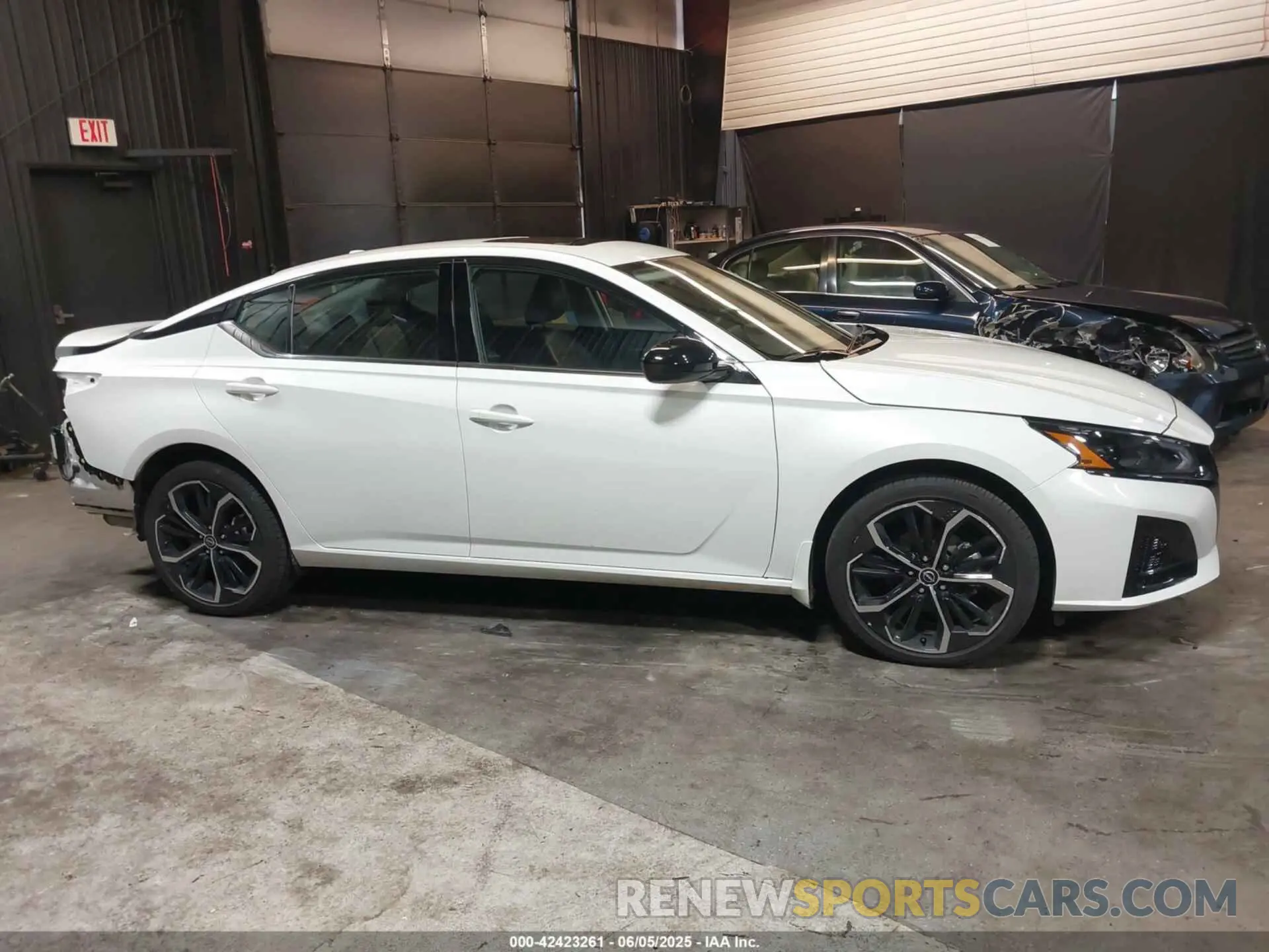 14 Photograph of a damaged car 1N4BL4CW3RN405945 NISSAN ALTIMA 2024